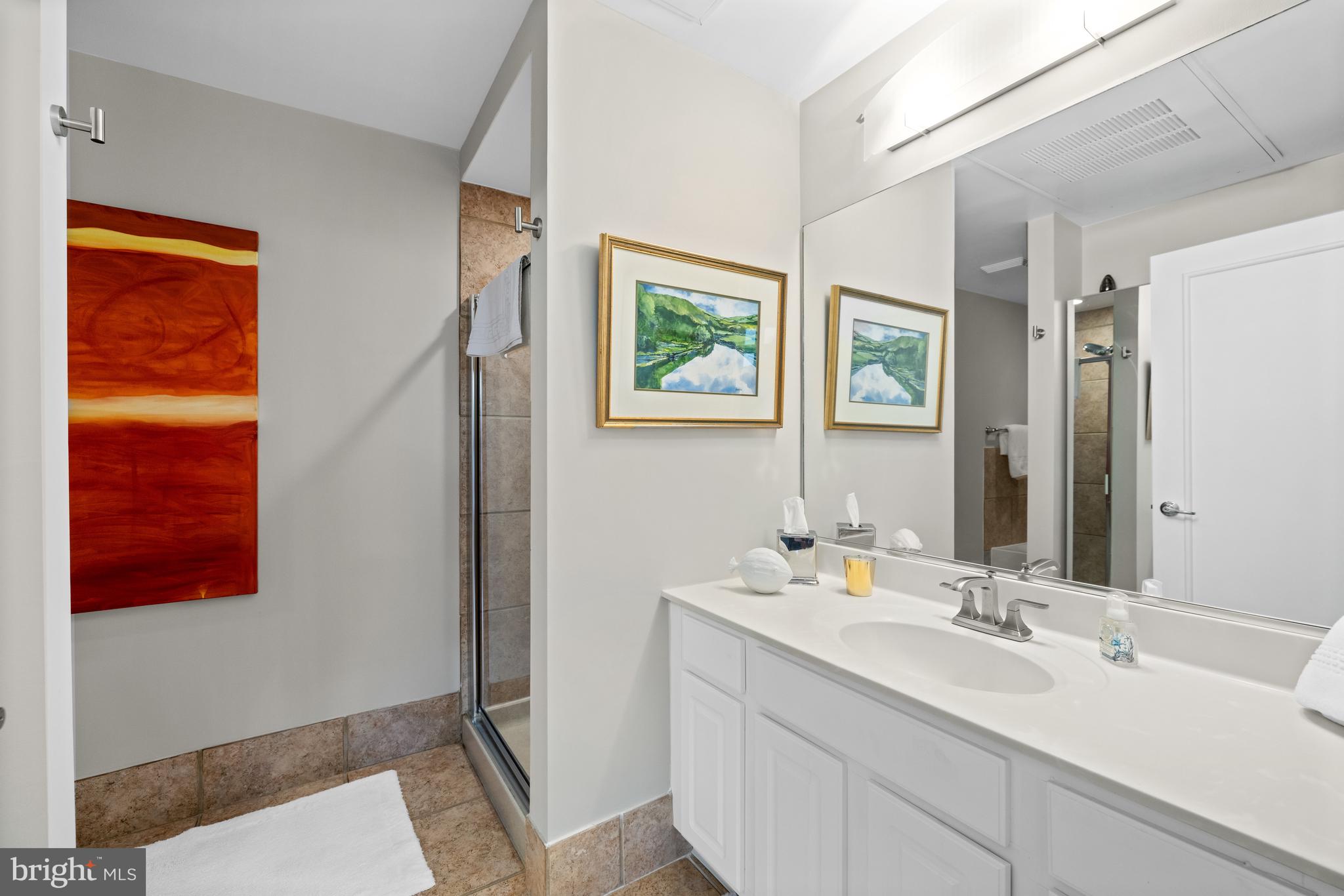 4025 Connecticut Ave NW #103