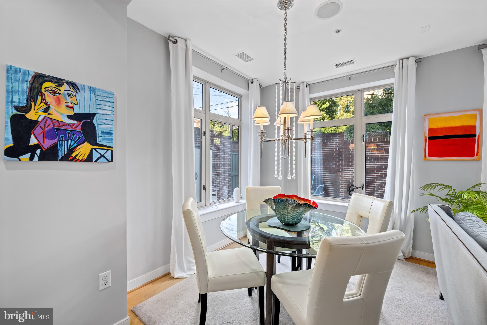 4025 Connecticut Ave NW #103