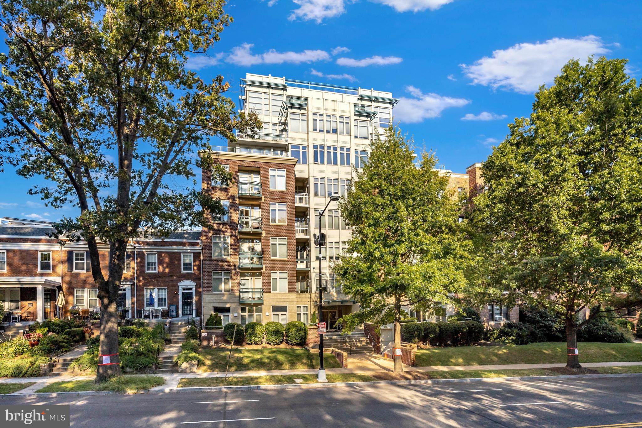 4025 Connecticut Ave NW #103