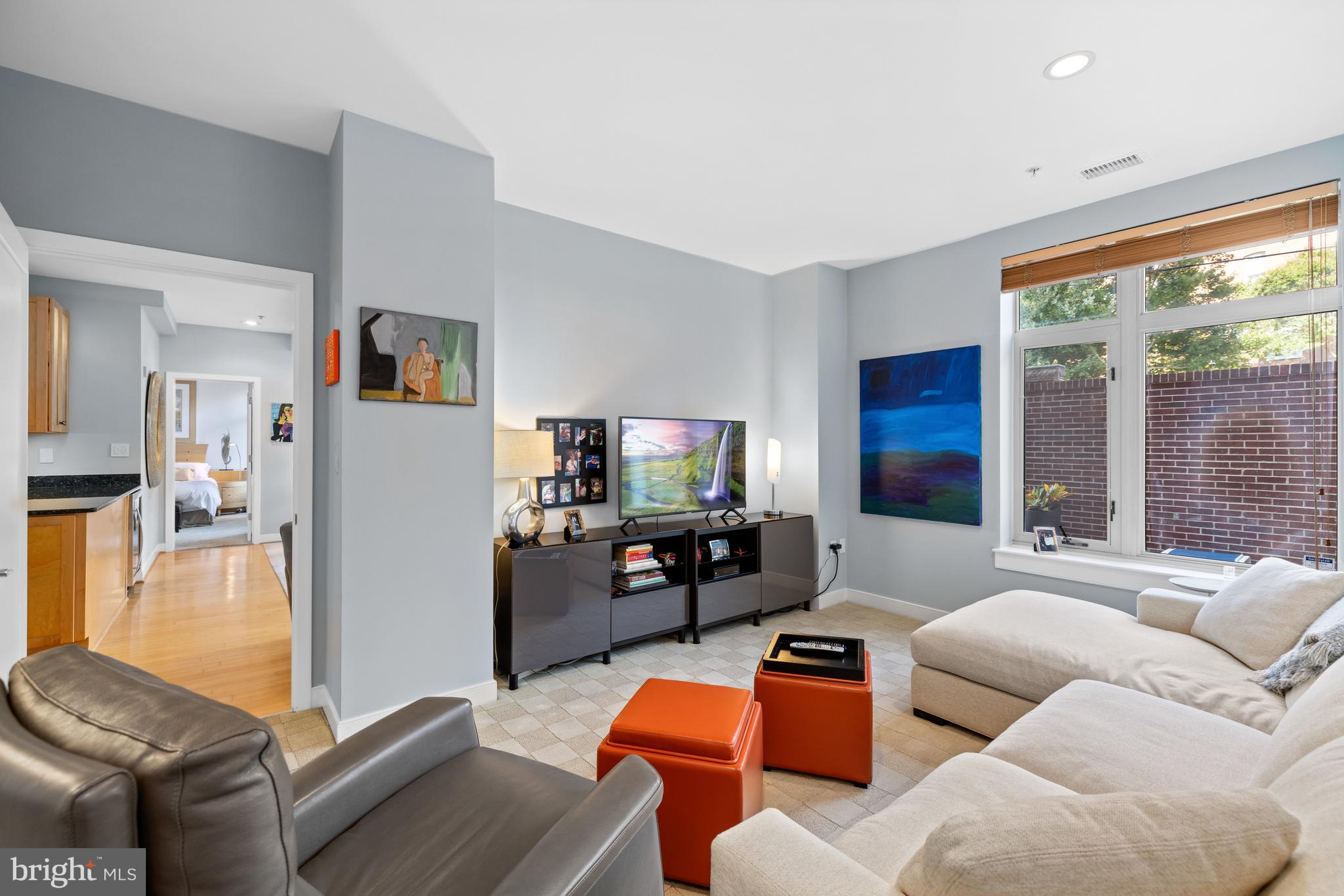 4025 Connecticut Ave NW #103