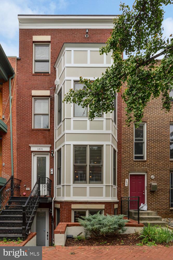 1431 Corcoran St NW #2