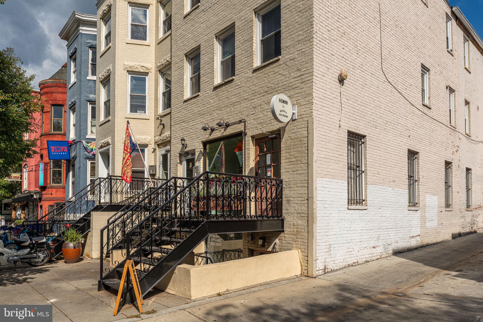 1615 Q St NW #203