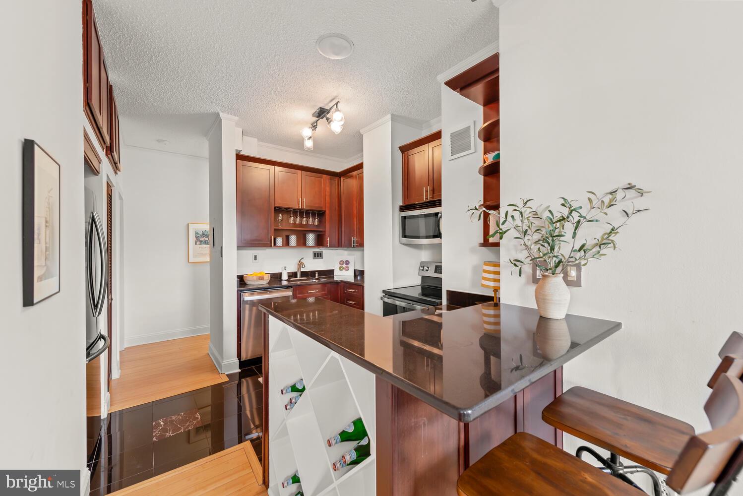 1615 Q St NW #203