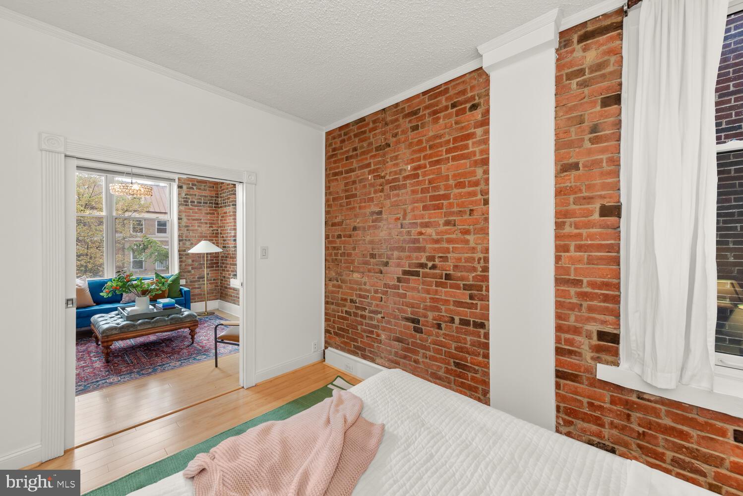 1615 Q St NW #203