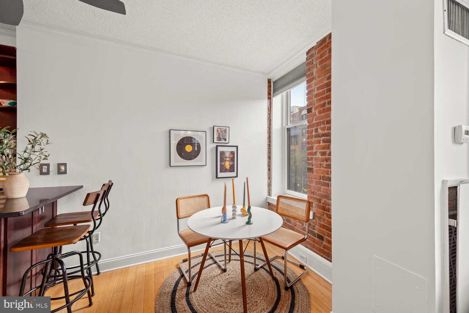 1615 Q St NW #203