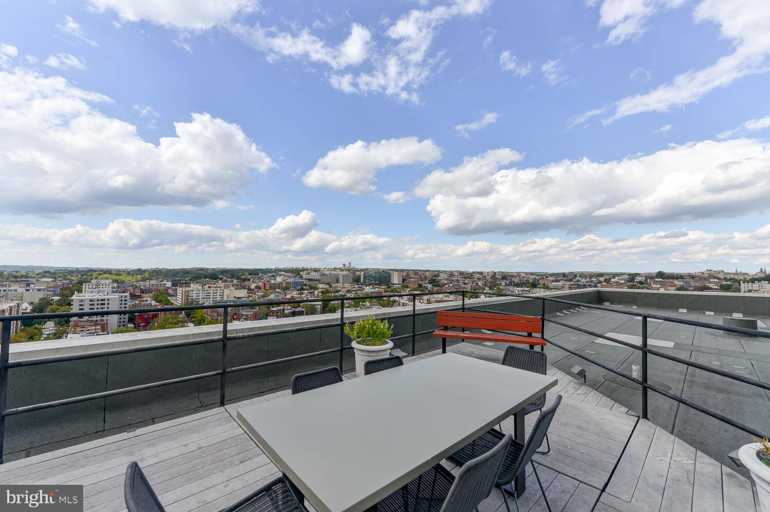1615 Q St NW #203
