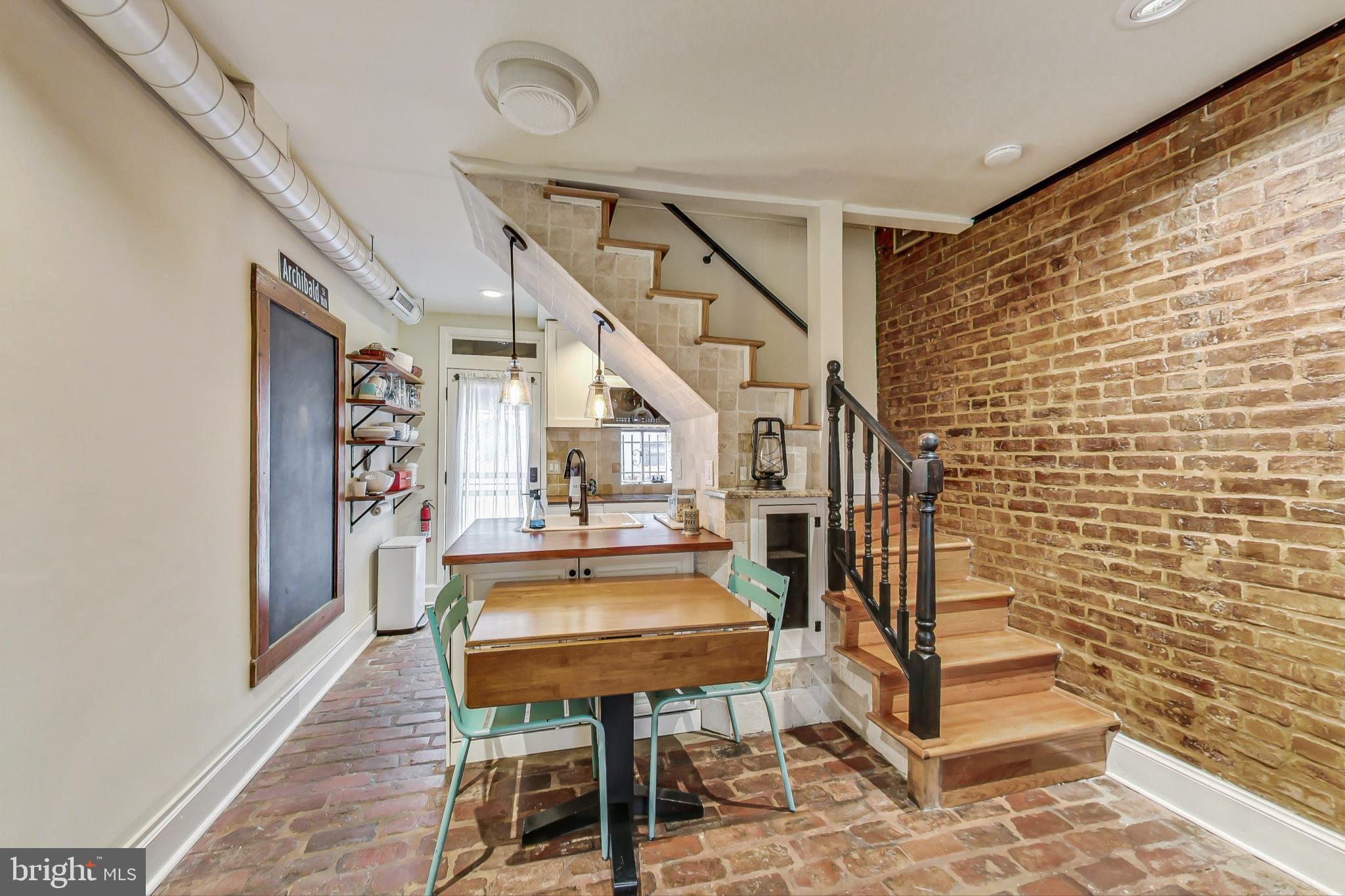 520 Archibald Walk SE