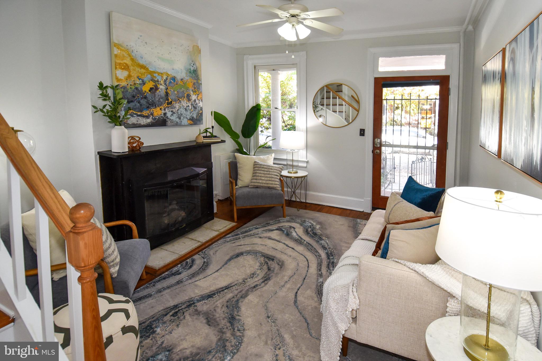 1217 Walter St SE