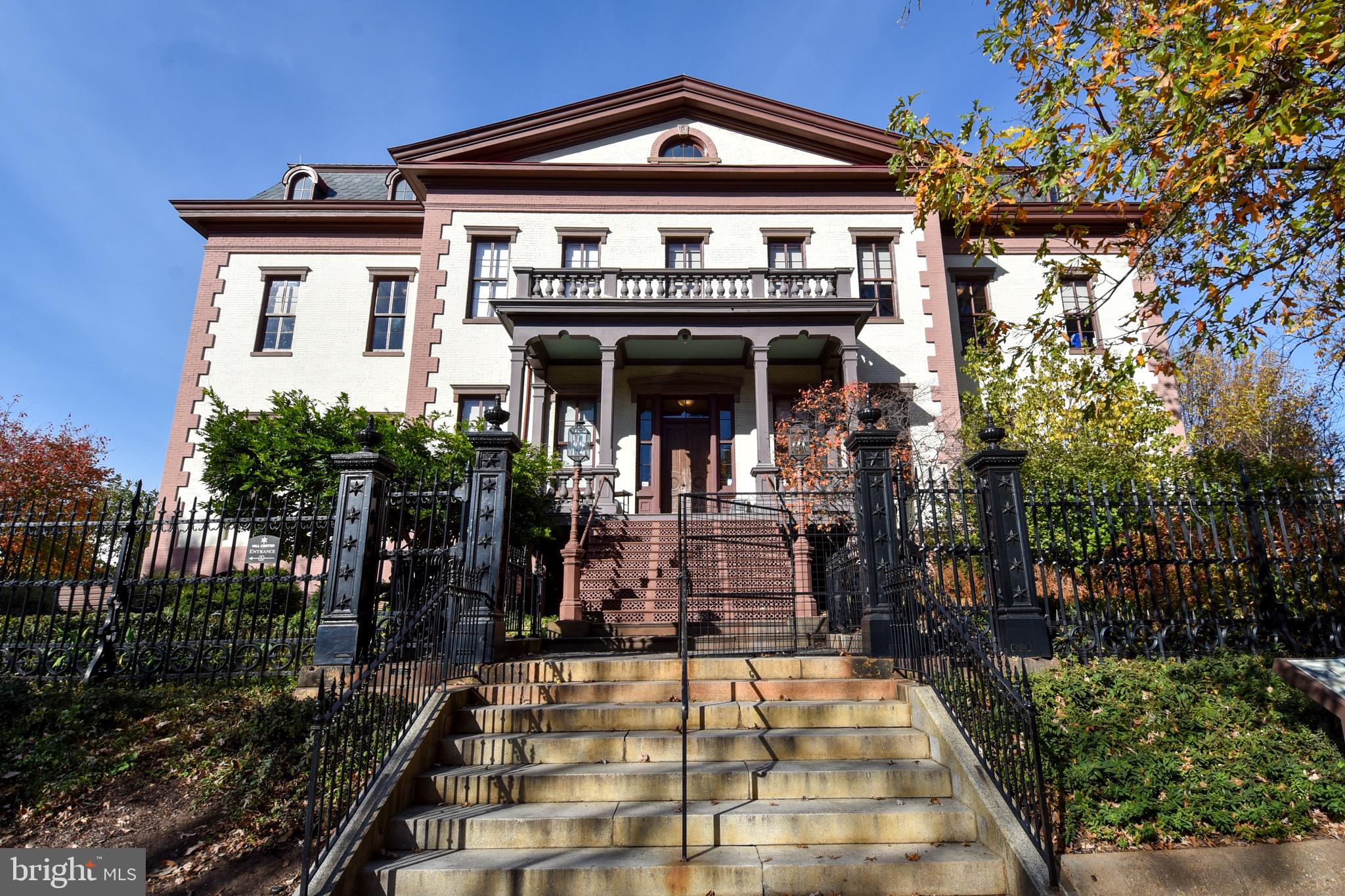 1217 Walter St SE