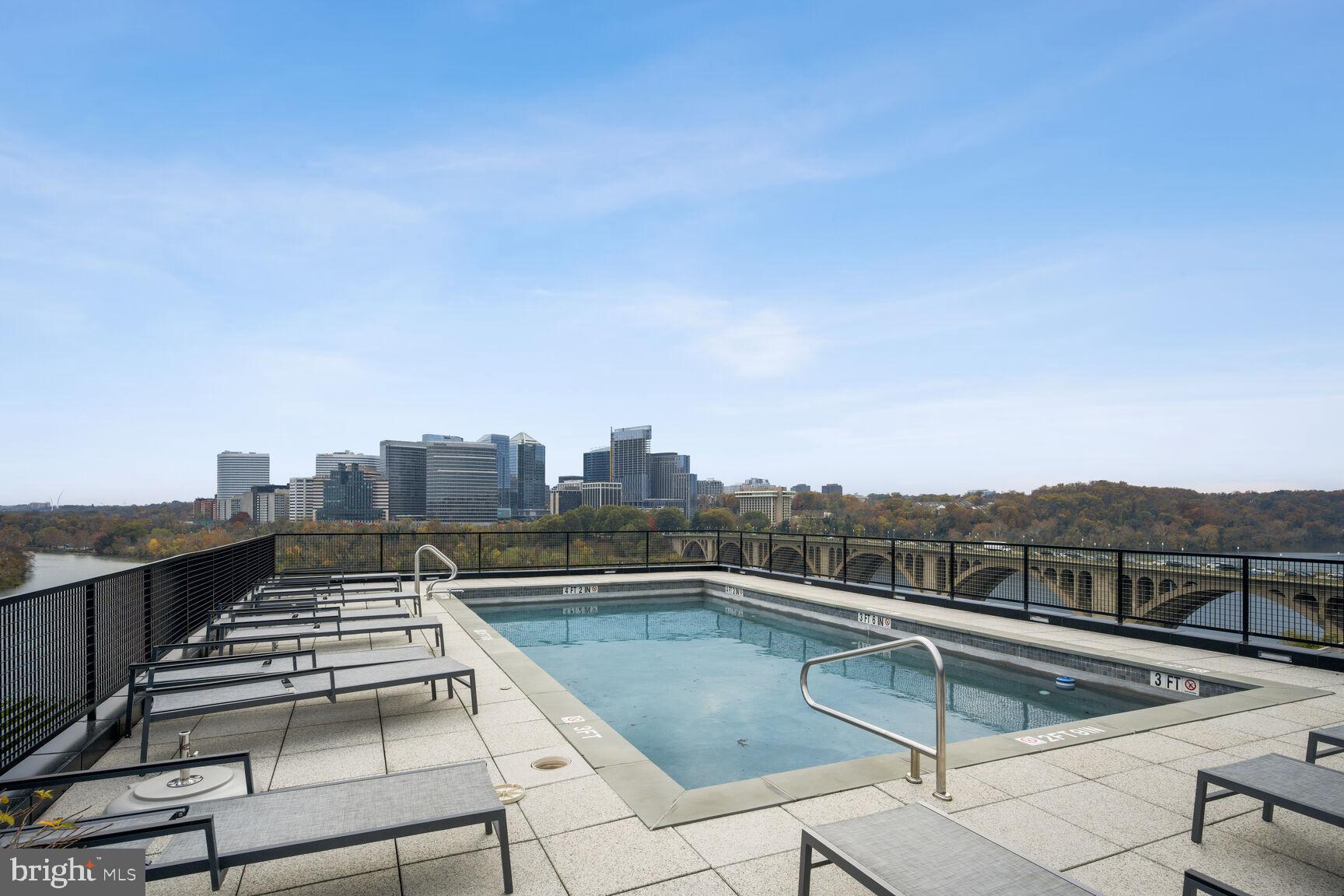 3303 Water St NW #3e