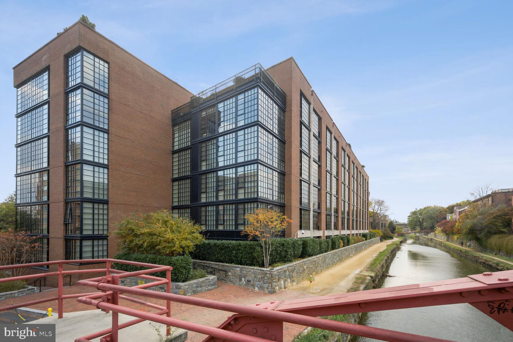 3303 Water St NW #3e