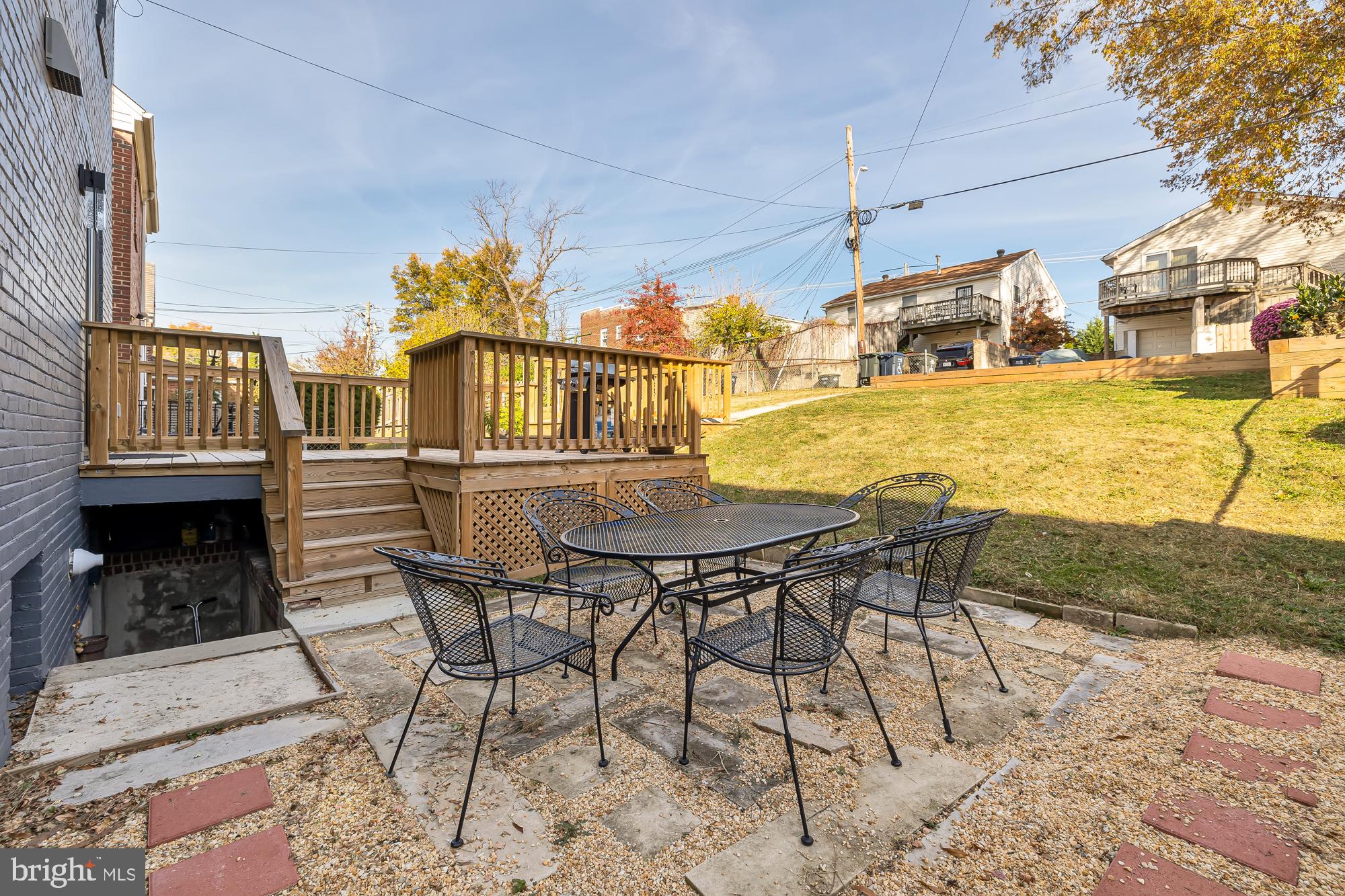 6431 2nd Pl NW