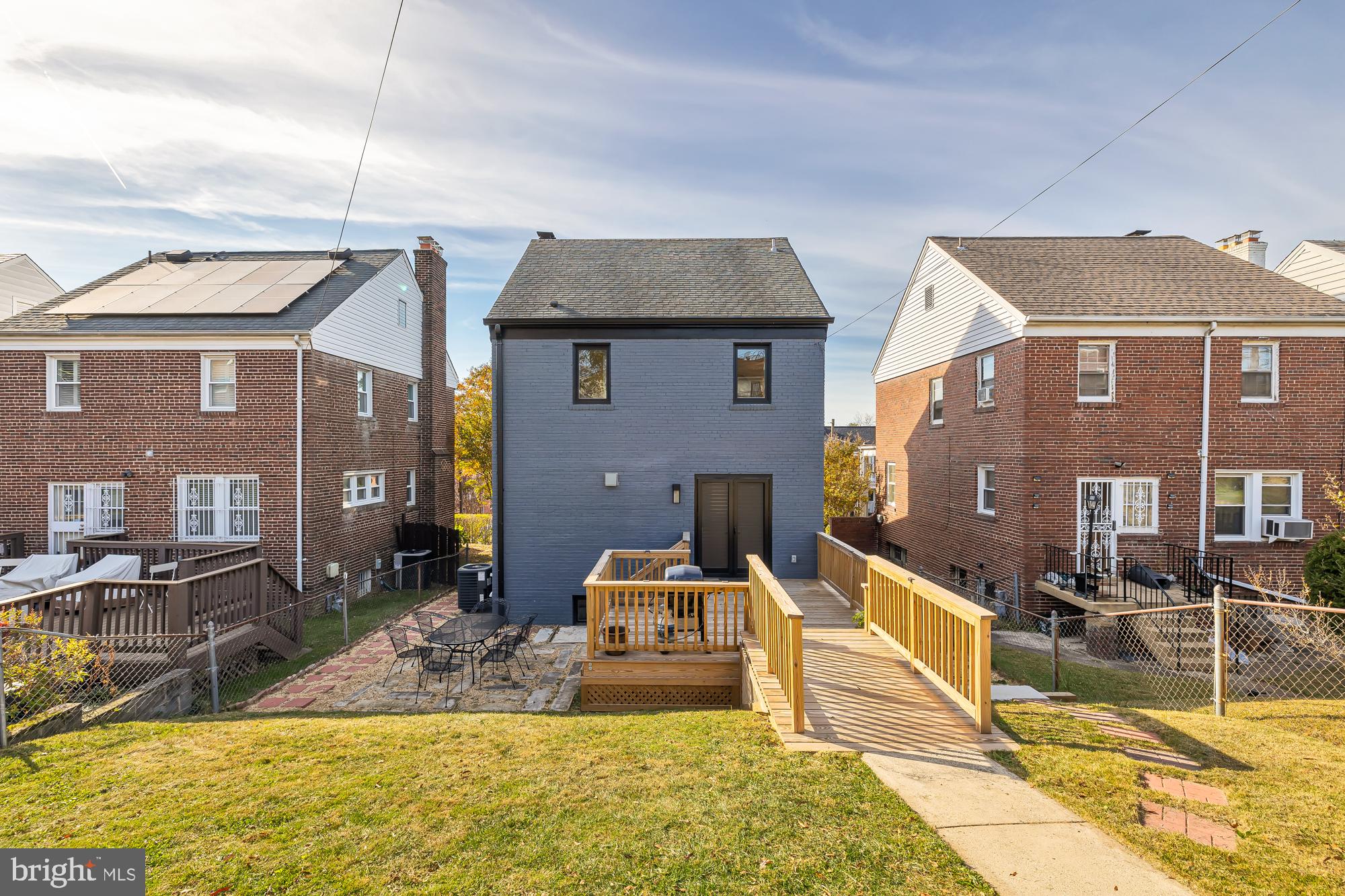 6431 2nd Pl NW
