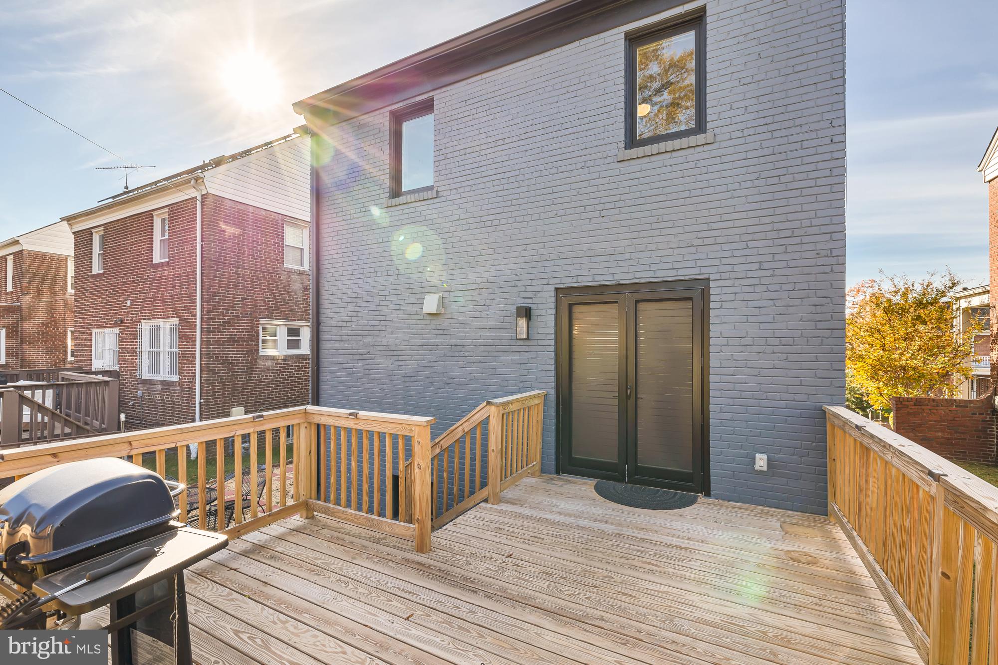 6431 2nd Pl NW