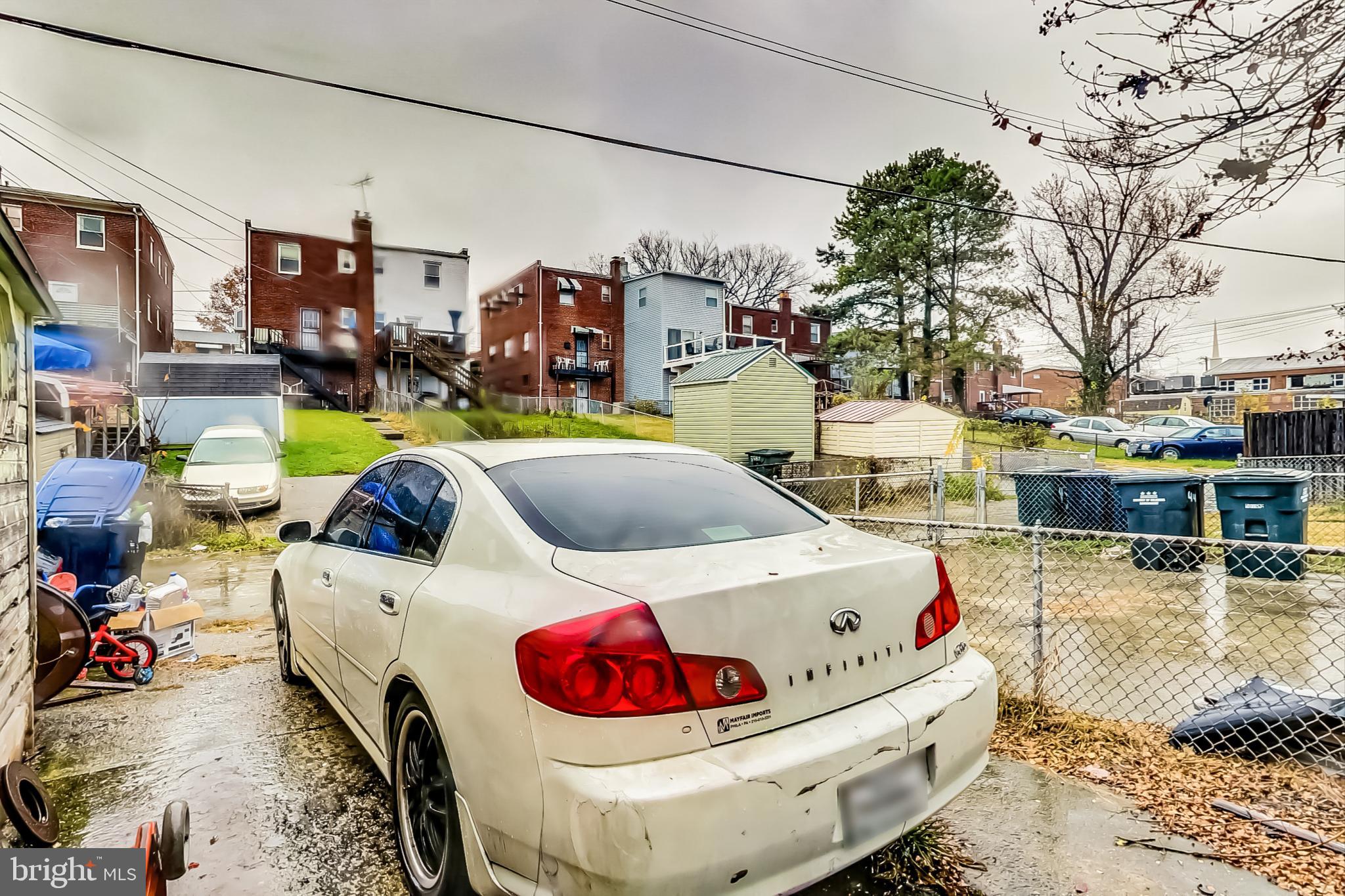 445 Madison St NE