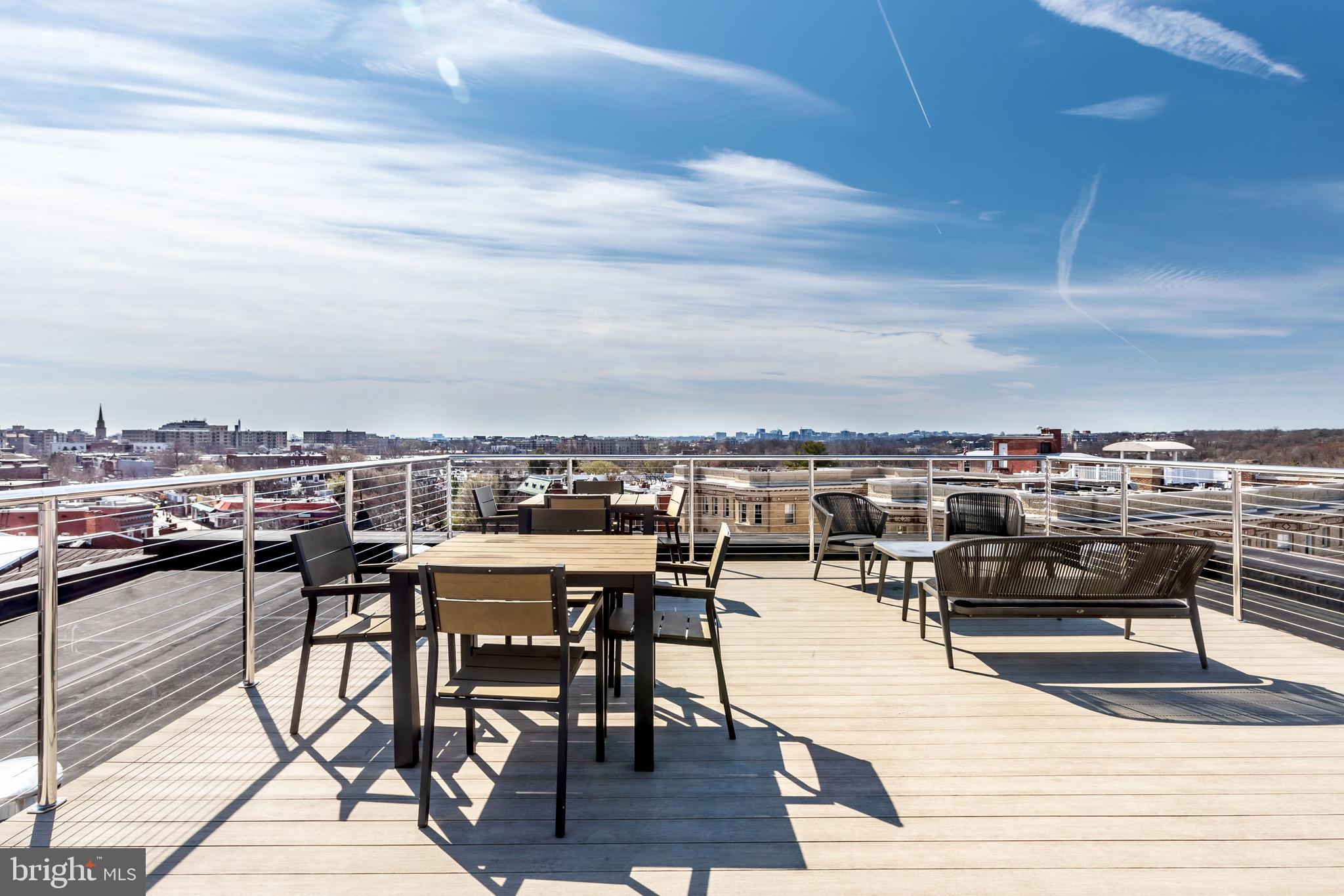 1673 Park Rd NW #202