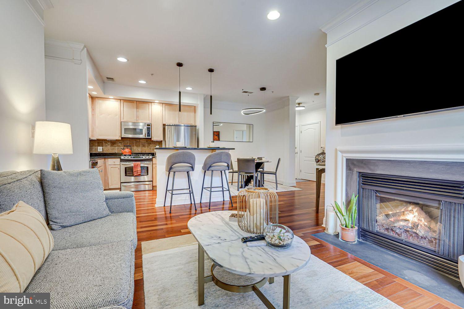 1451 Belmont St NW #118