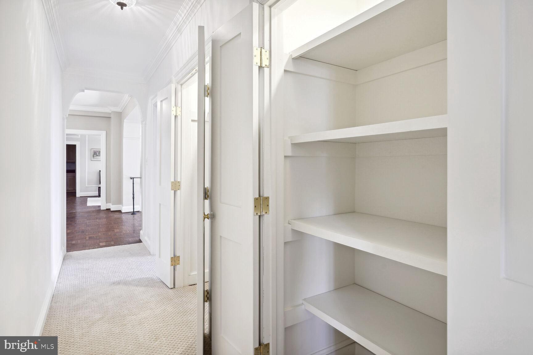 4000 Cathedral Ave NW #344-345b