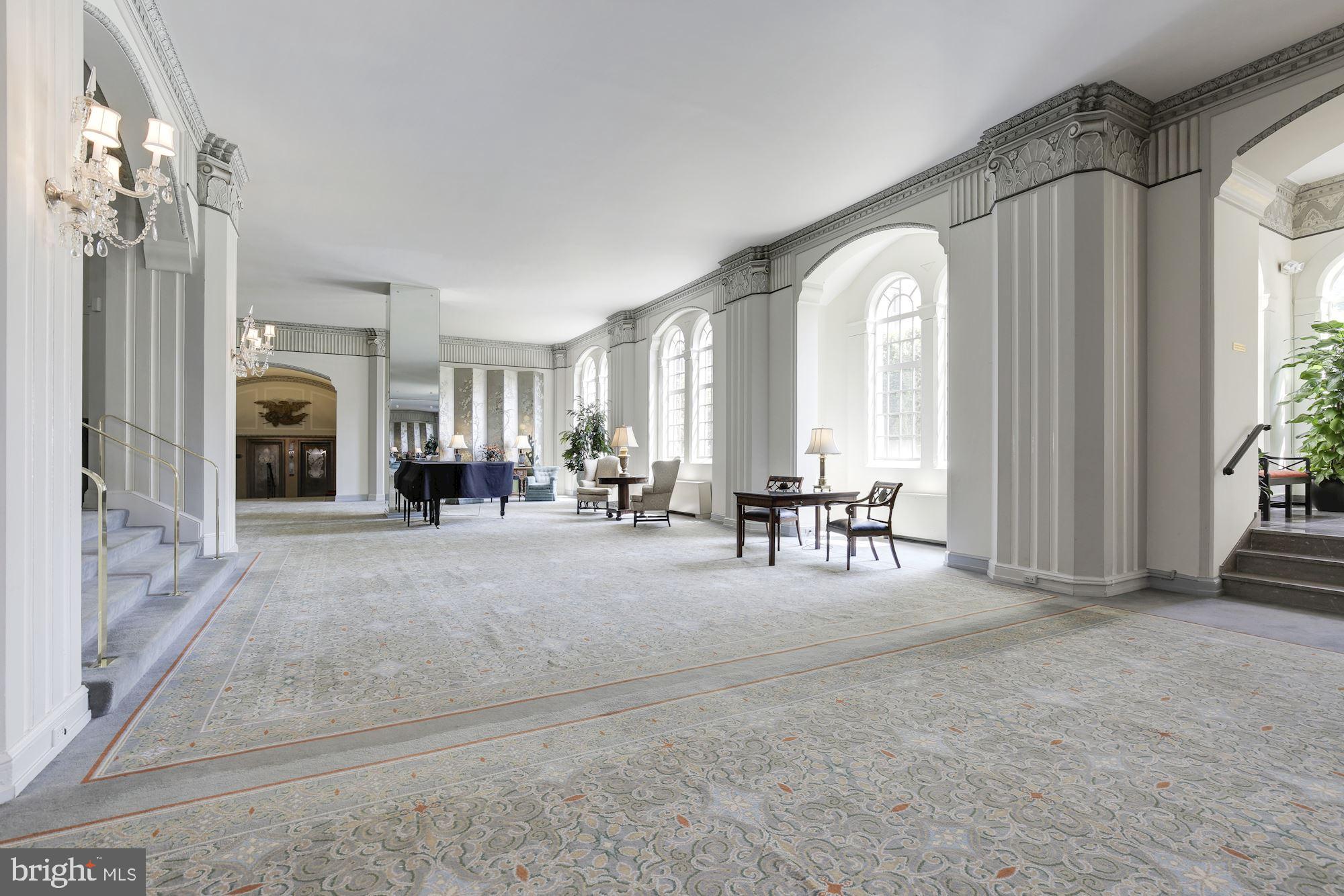 4000 Cathedral Ave NW #344-345b