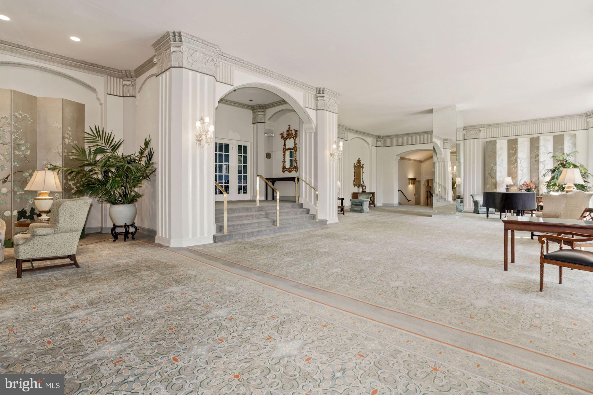 4000 Cathedral Ave NW #344-345b