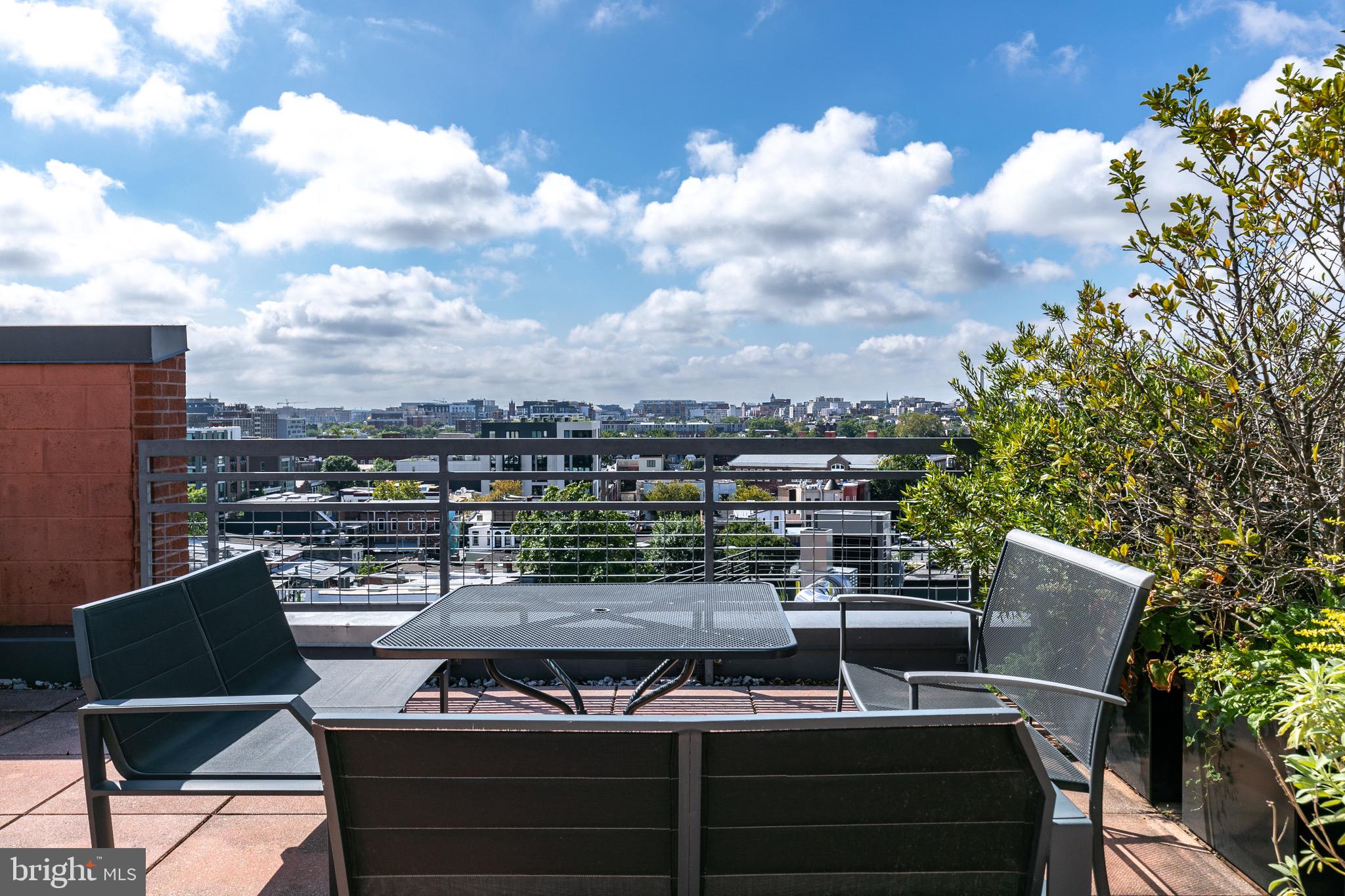 2120 Vermont Ave NW #109