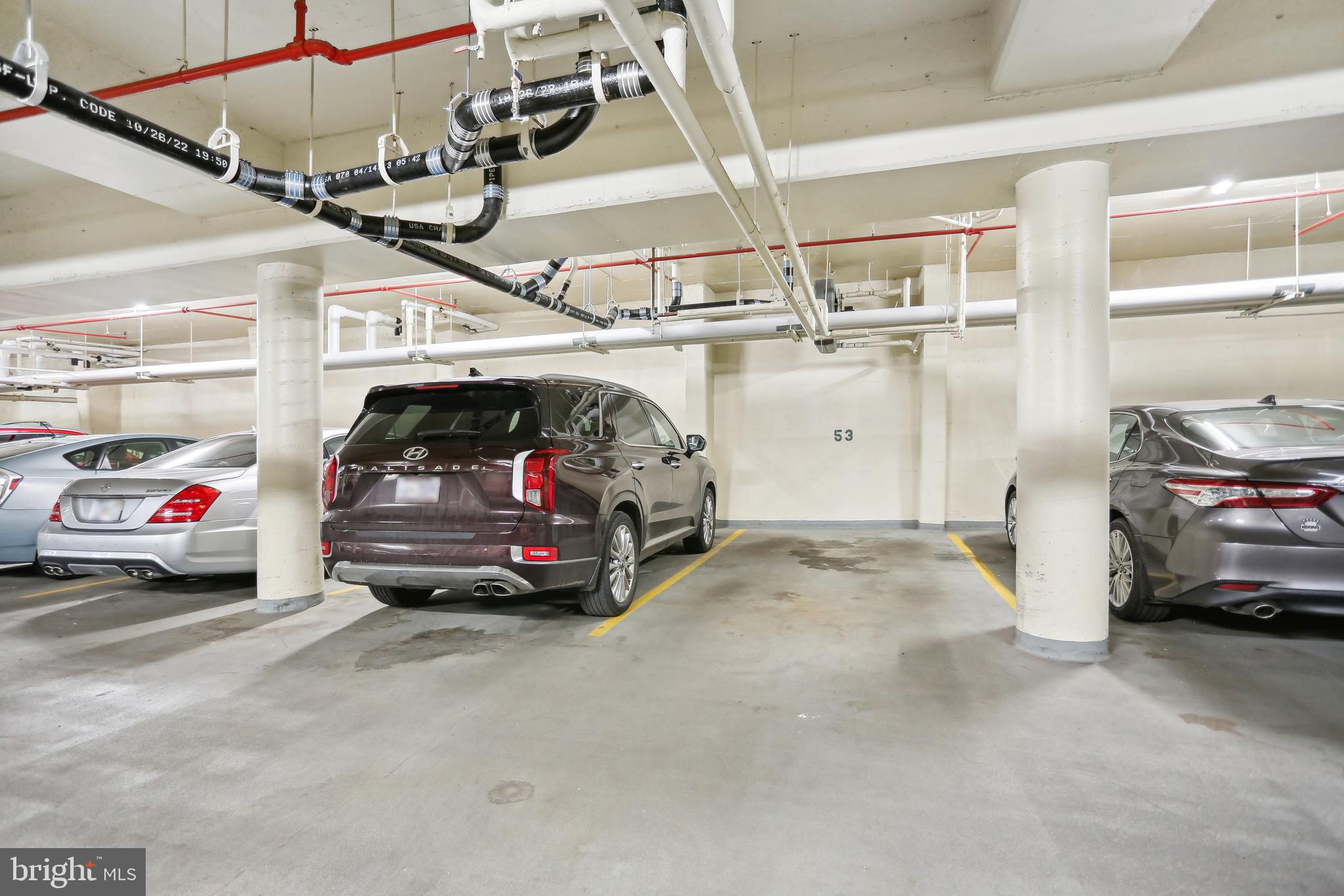 4100 Cathedral Ave NW #814