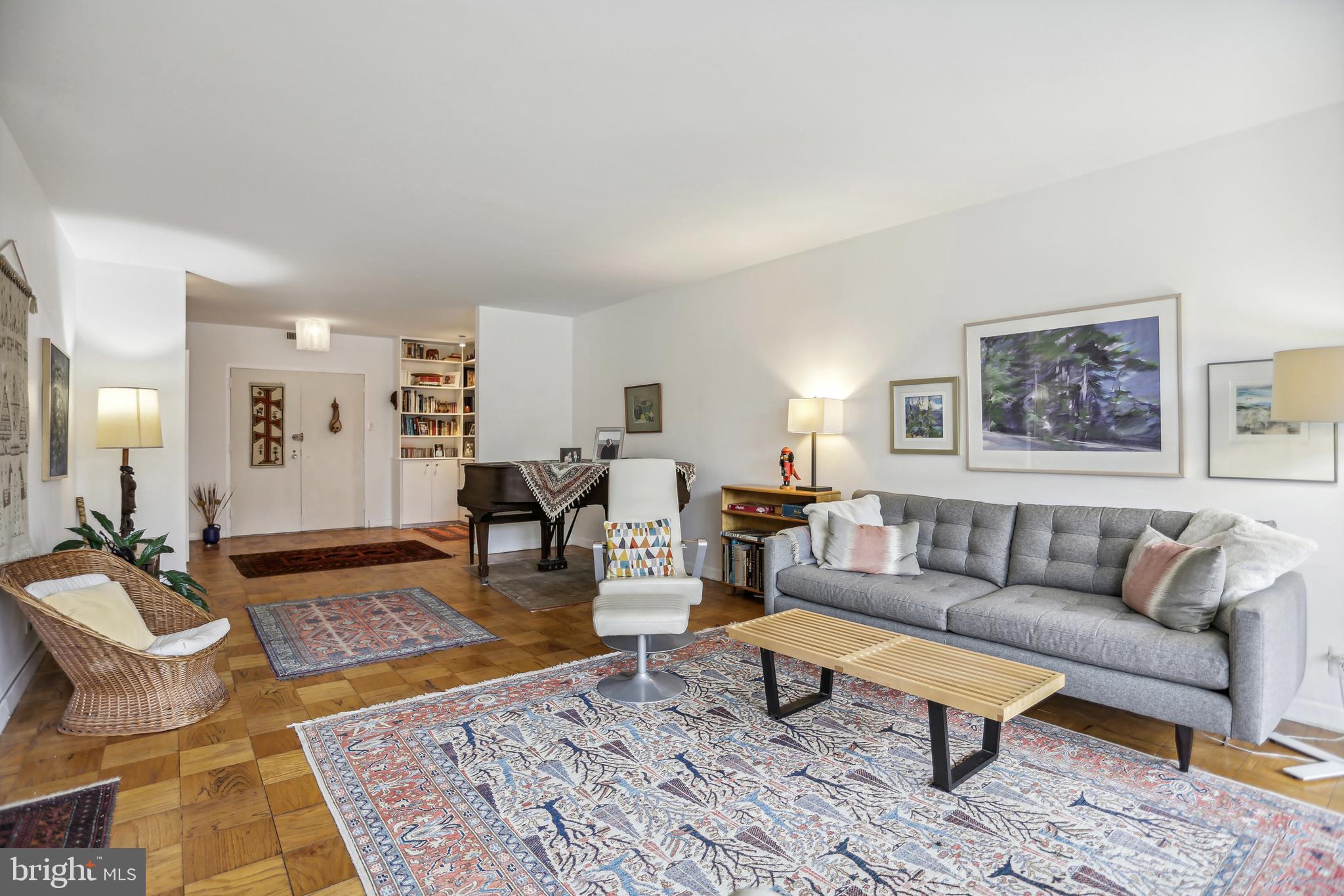 4100 Cathedral Ave NW #814