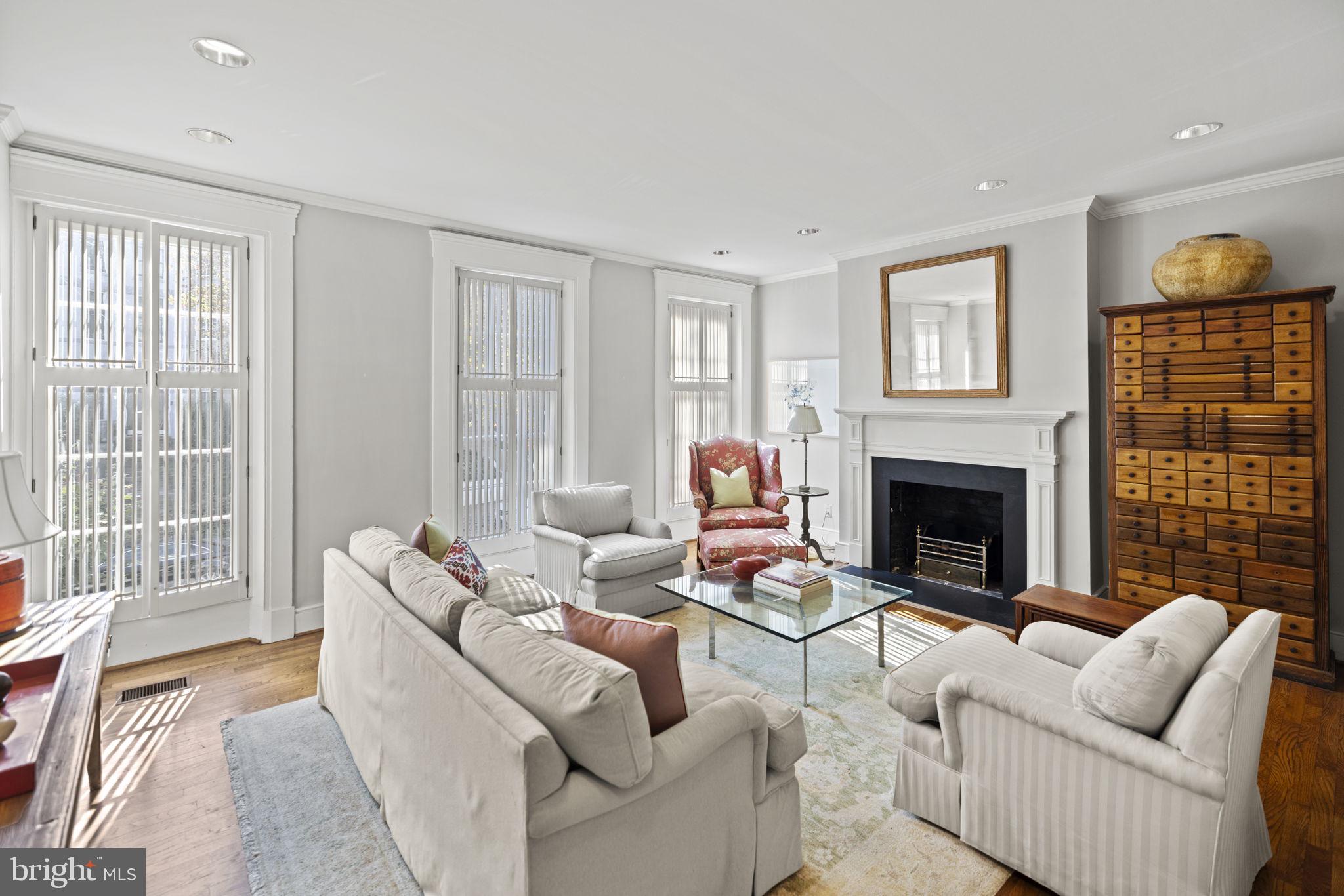 3031 O St NW