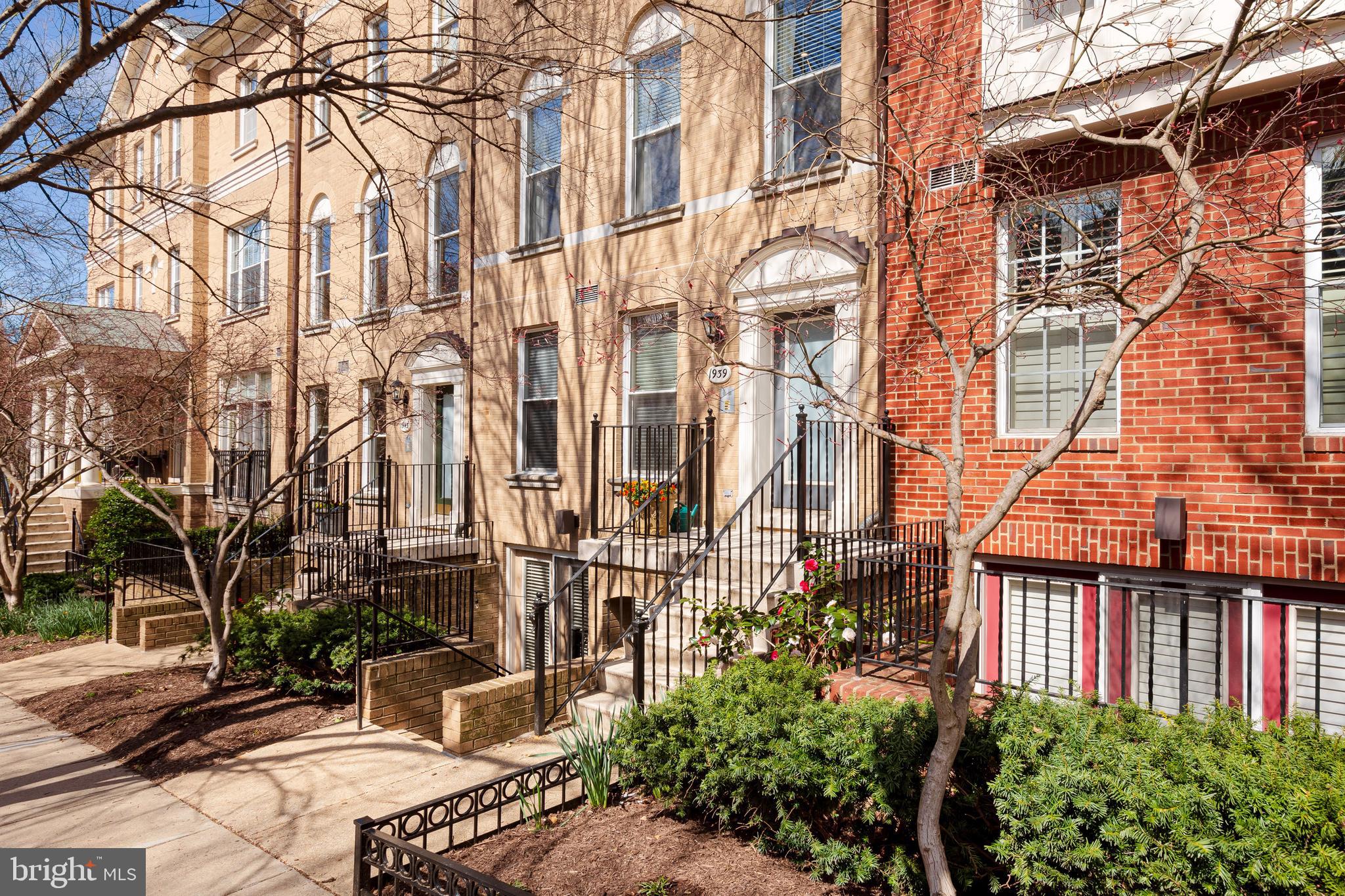 1939 Belmont Rd NW #1119