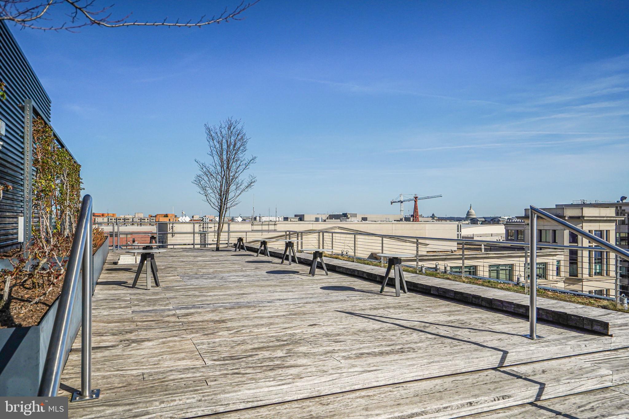 920 I St NW #902