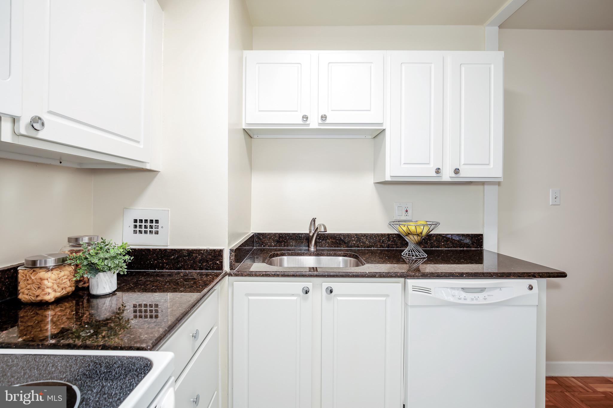 4600 Connecticut Ave NW #203