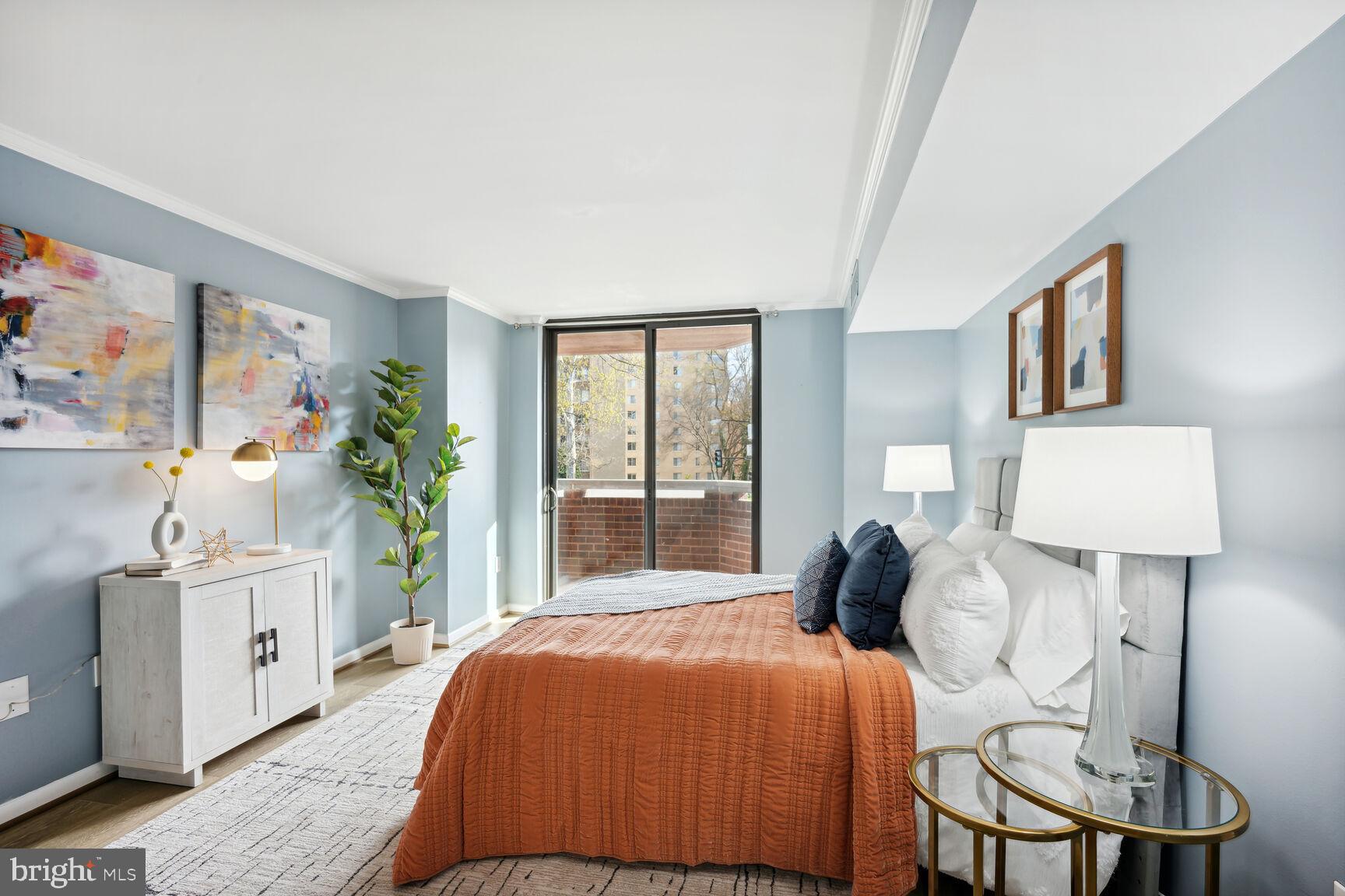 4444 Connecticut Ave NW #201