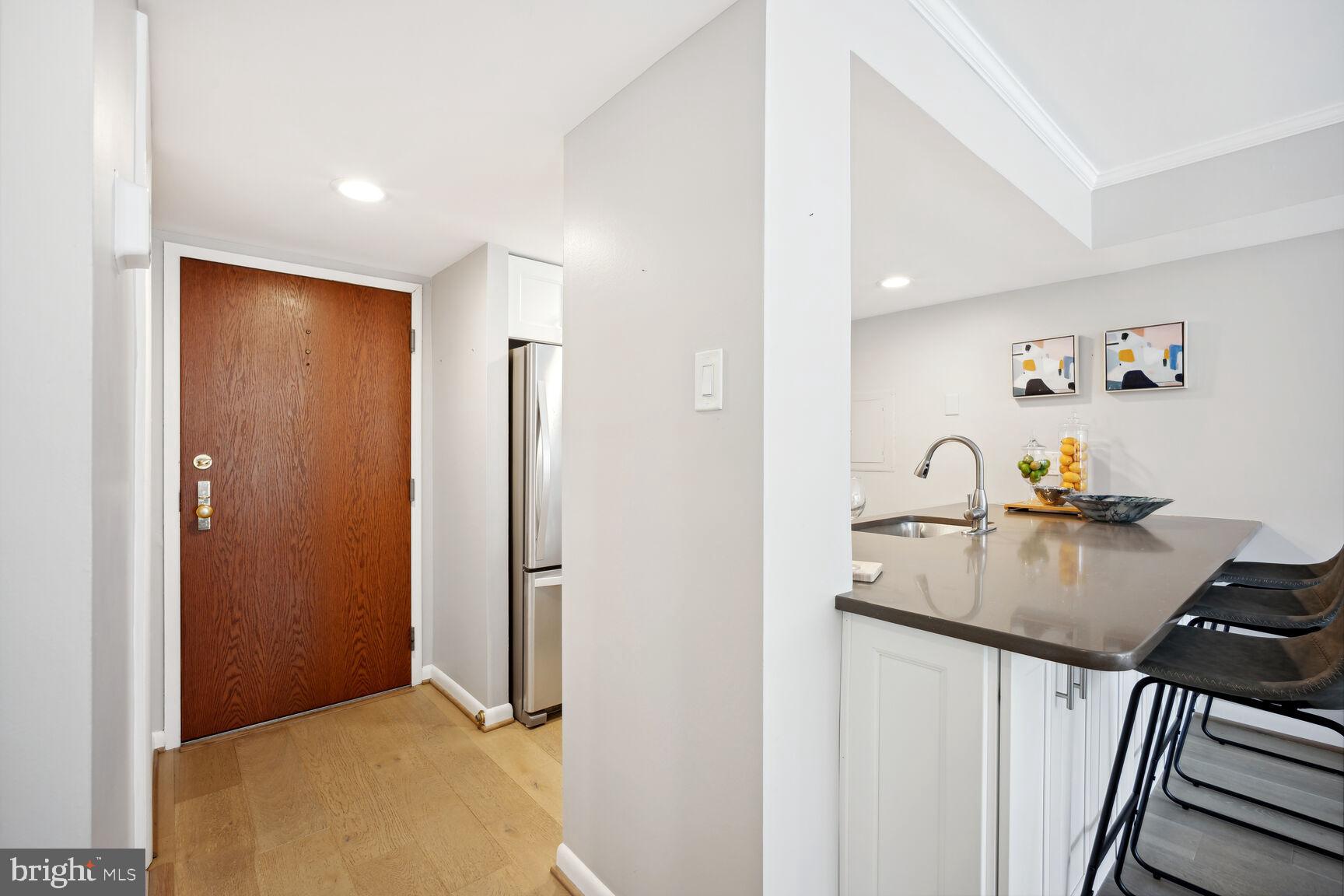 4444 Connecticut Ave NW #201