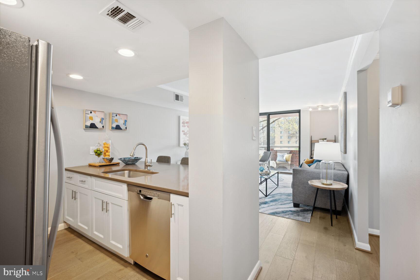 4444 Connecticut Ave NW #201