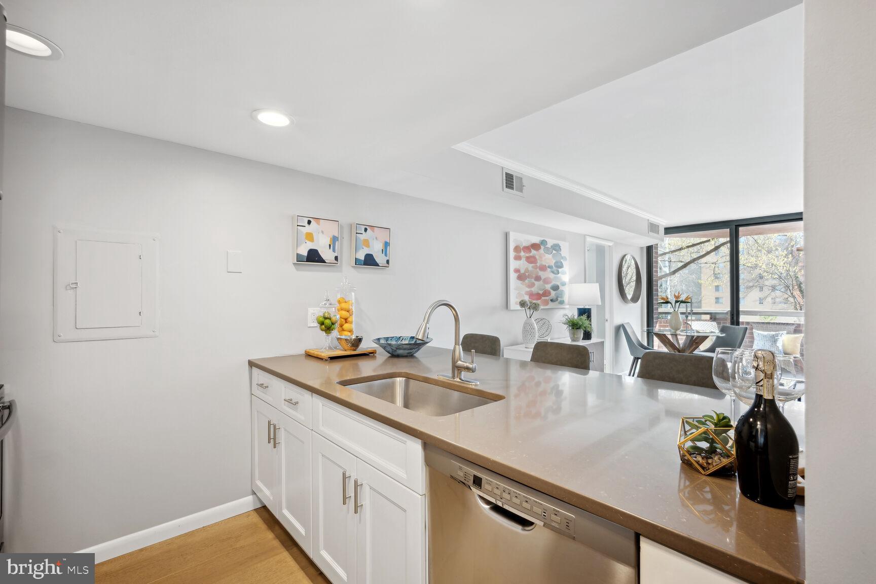 4444 Connecticut Ave NW #201