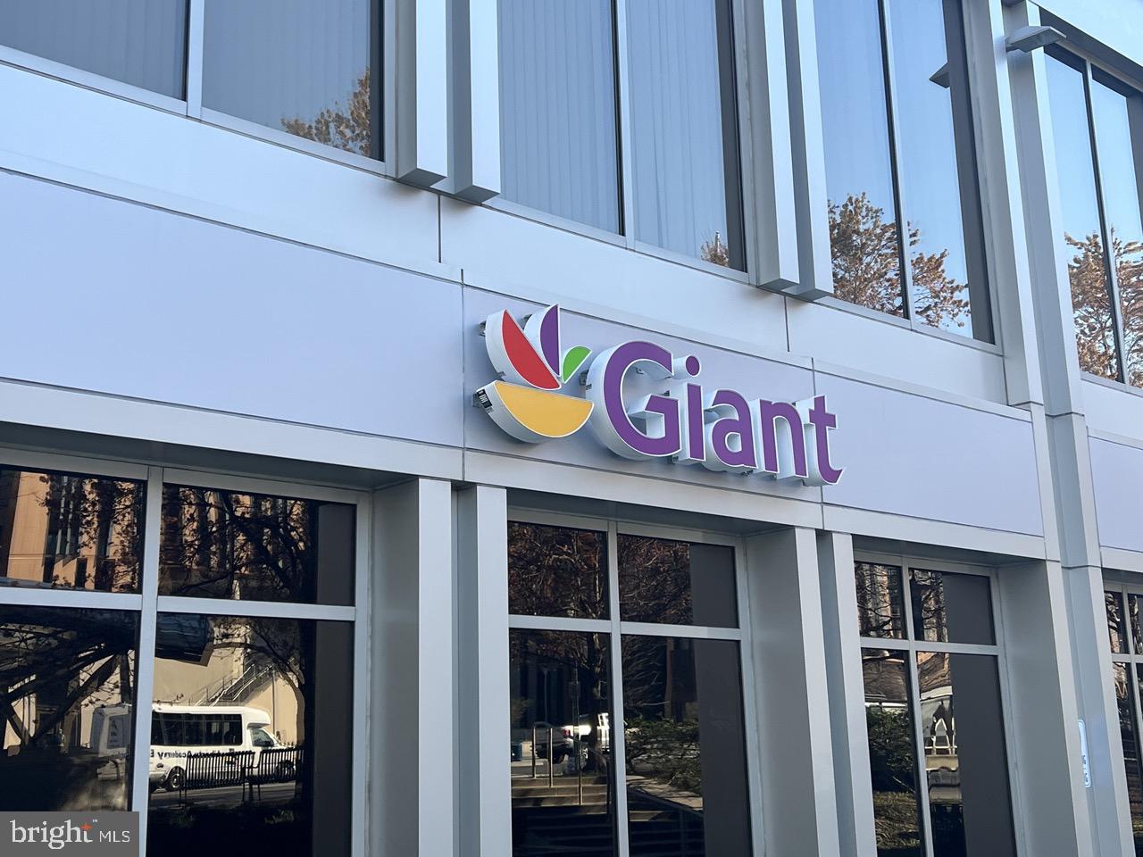4444 Connecticut Ave NW #201