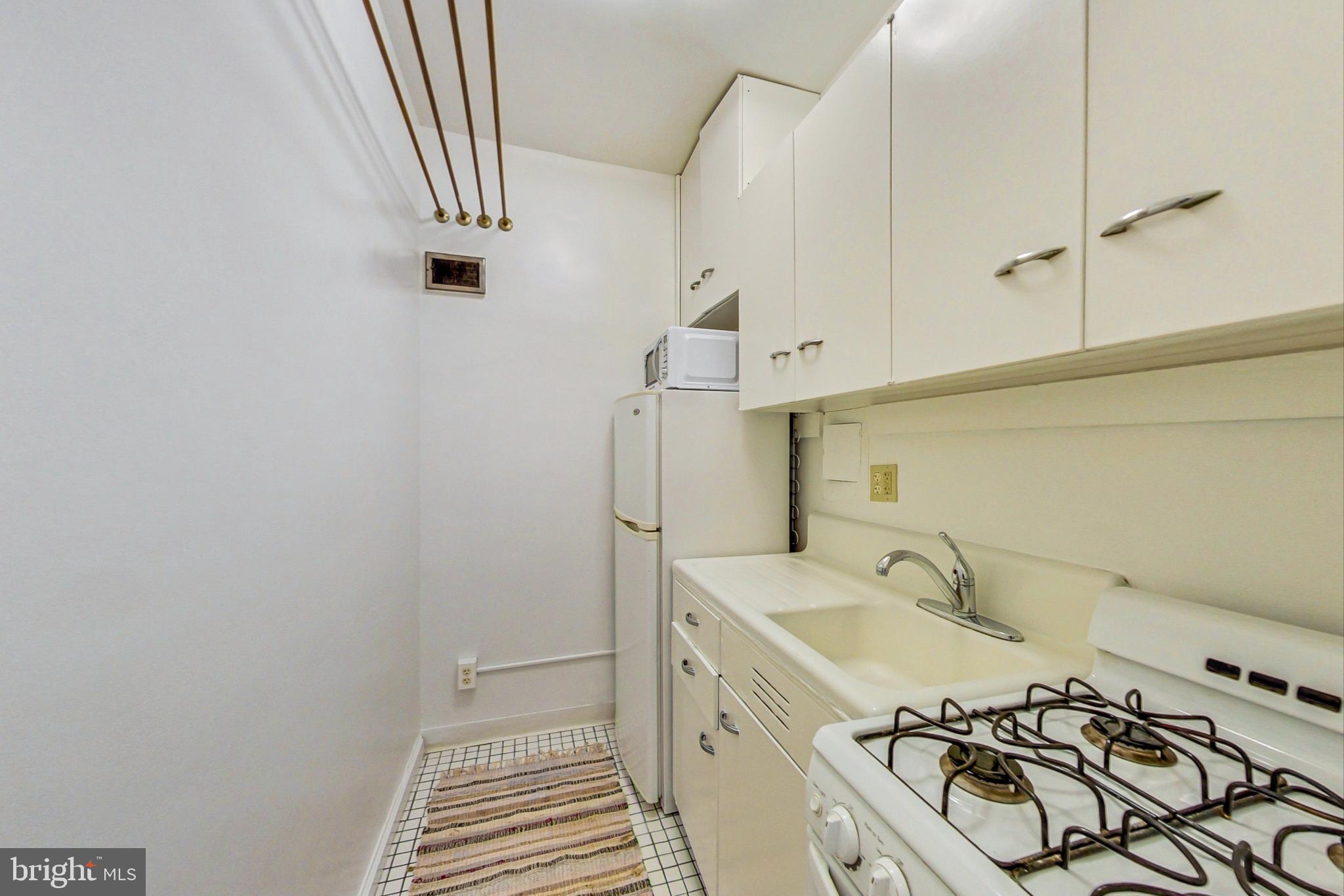1 Scott Cir NW #620