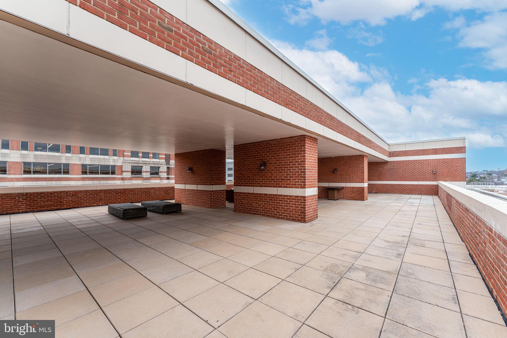 2301 N St NW #207