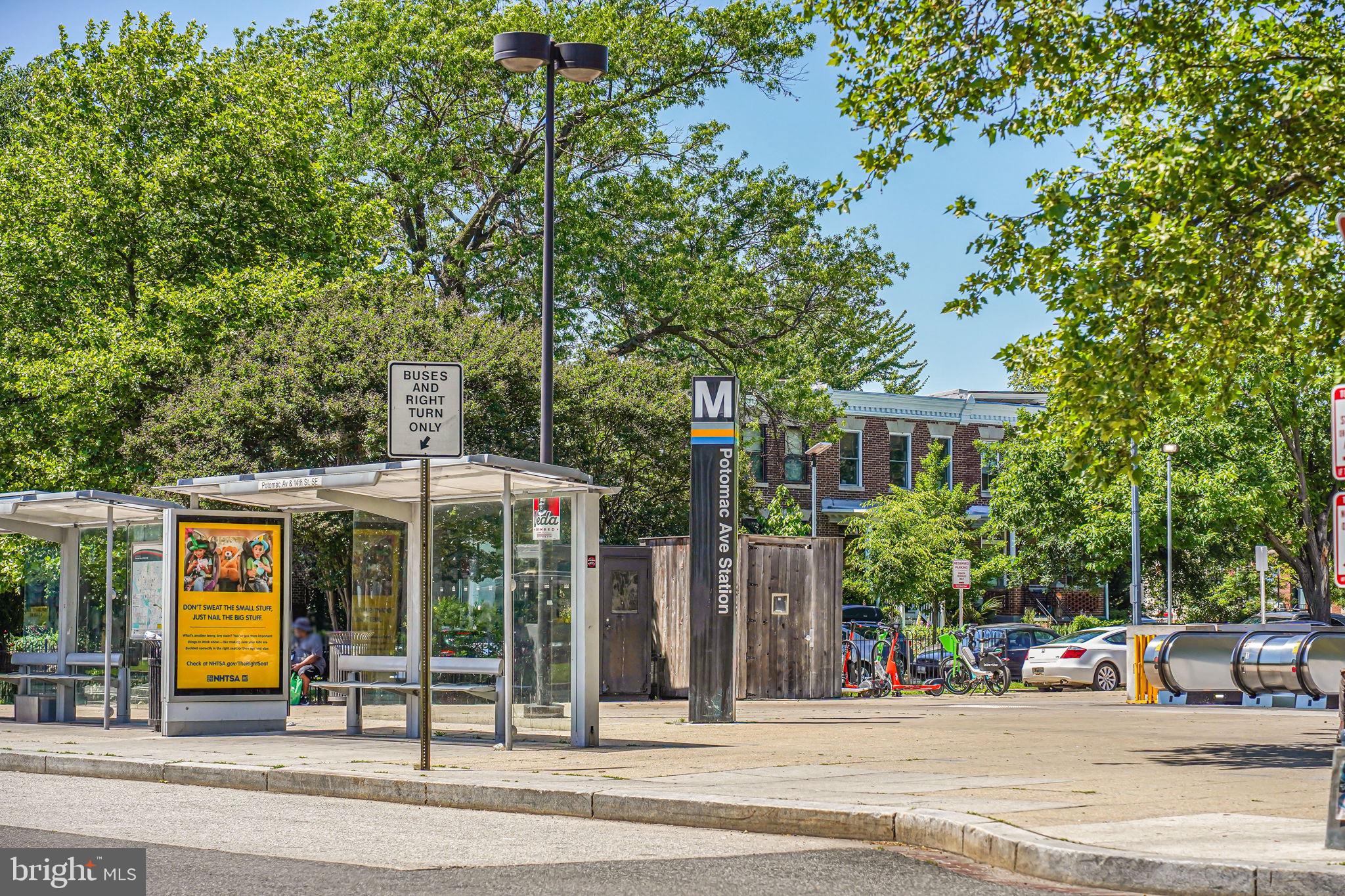 1603 E Capitol St SE