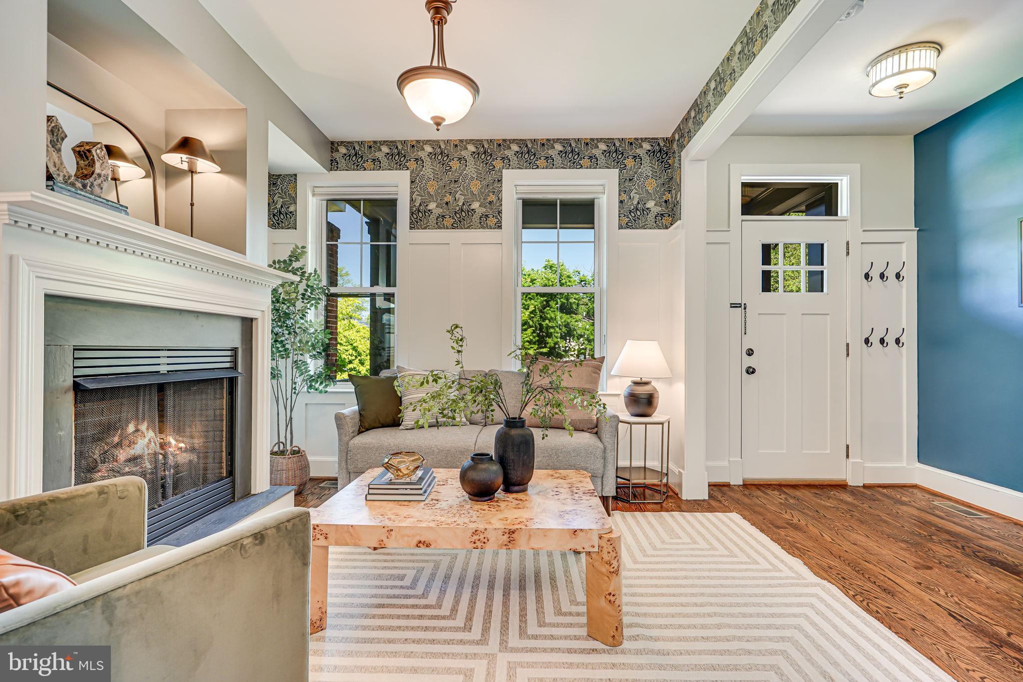 1603 E Capitol St SE