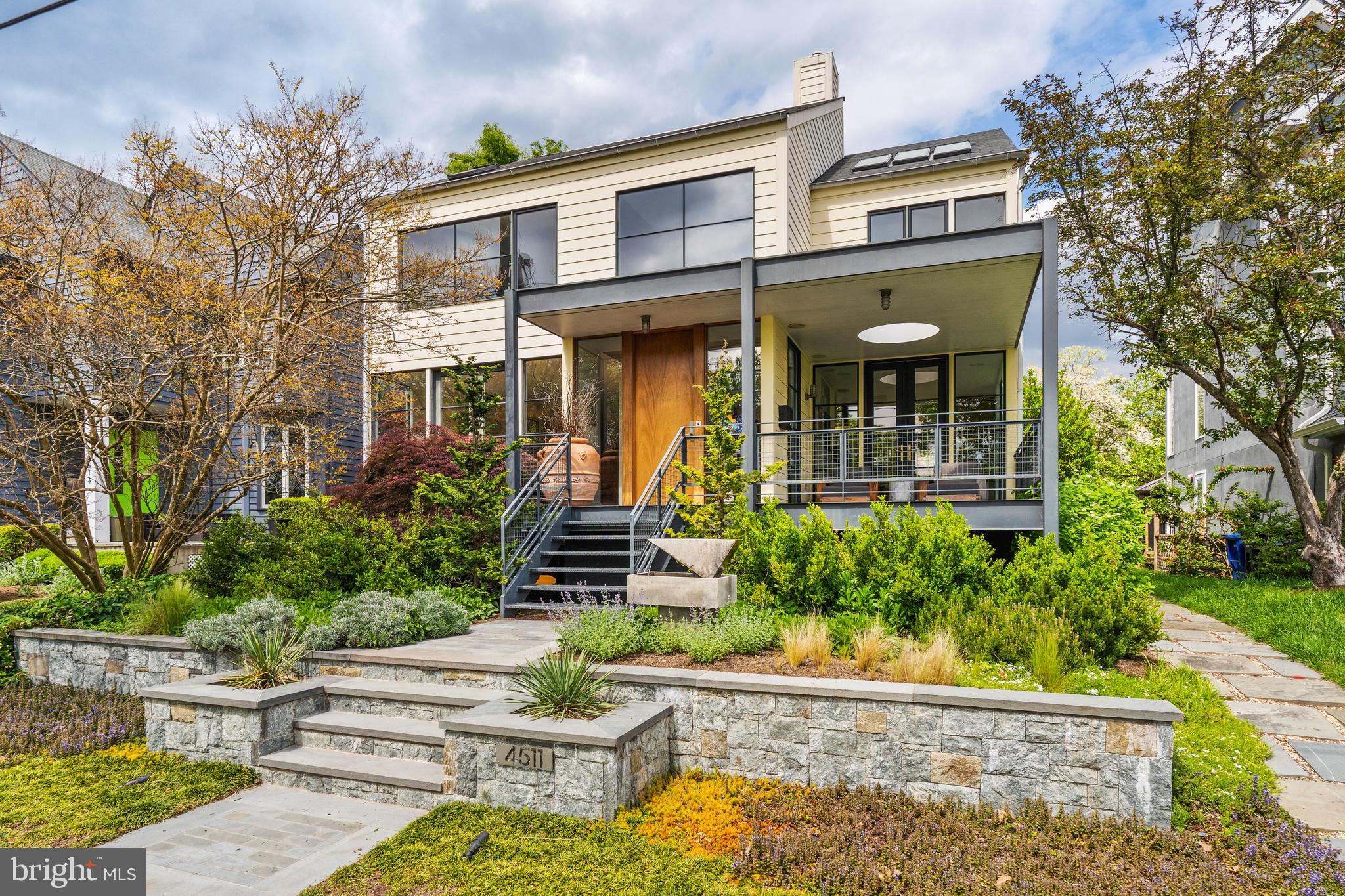 4511 Potomac Ave NW