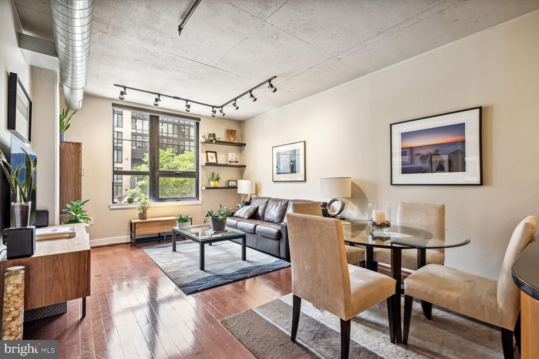 2125 14th St NW #304