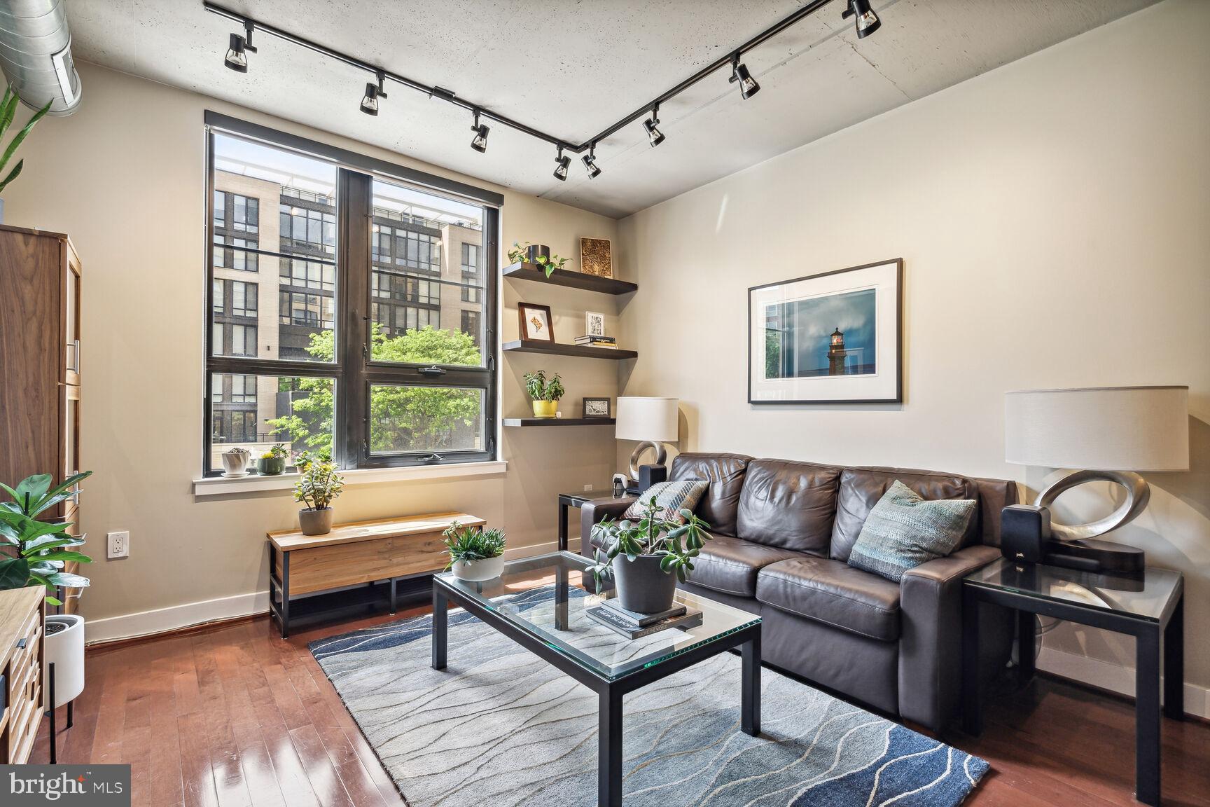 2125 14th St NW #304