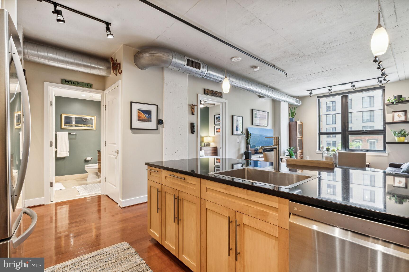 2125 14th St NW #304