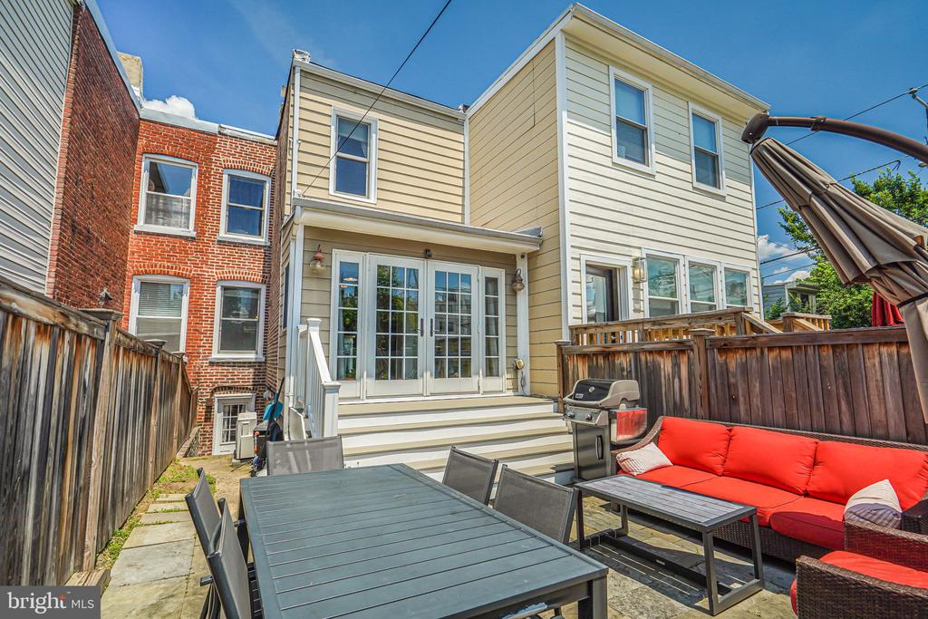 1314 Shepherd St NW
