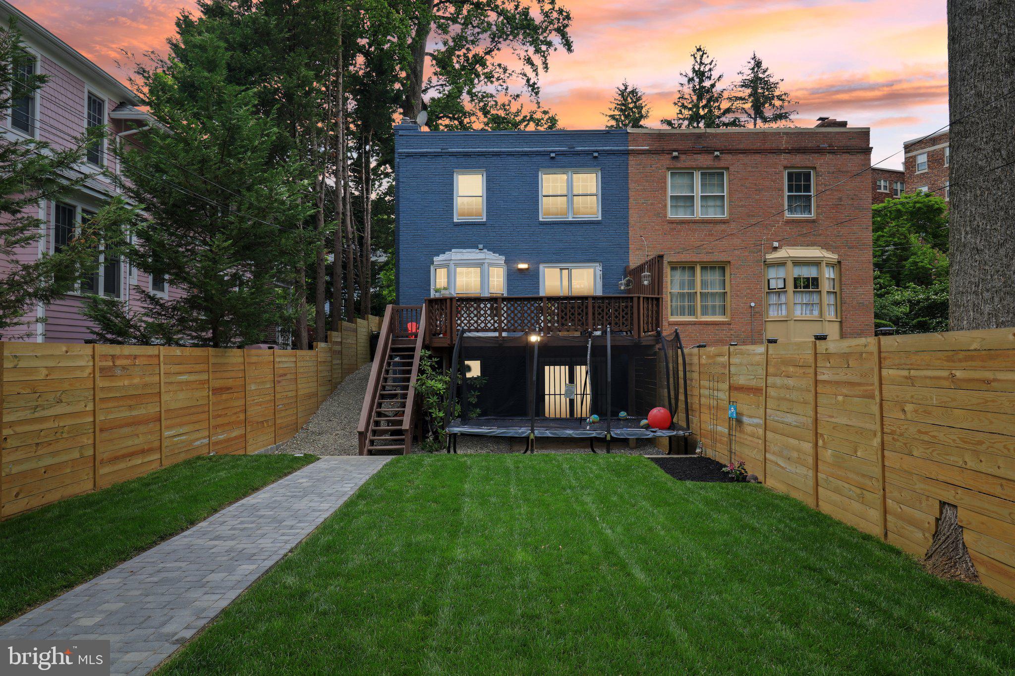 3806 Legation St NW
