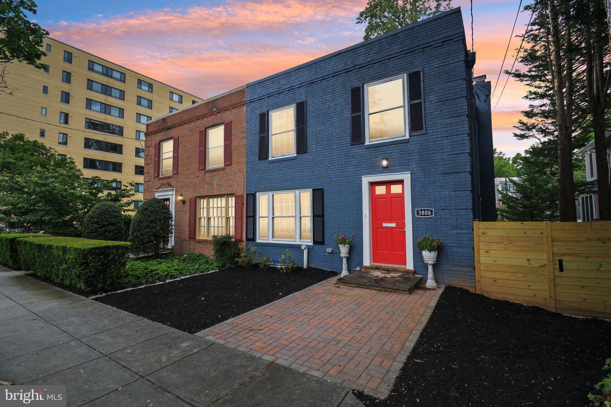 3806 Legation St NW