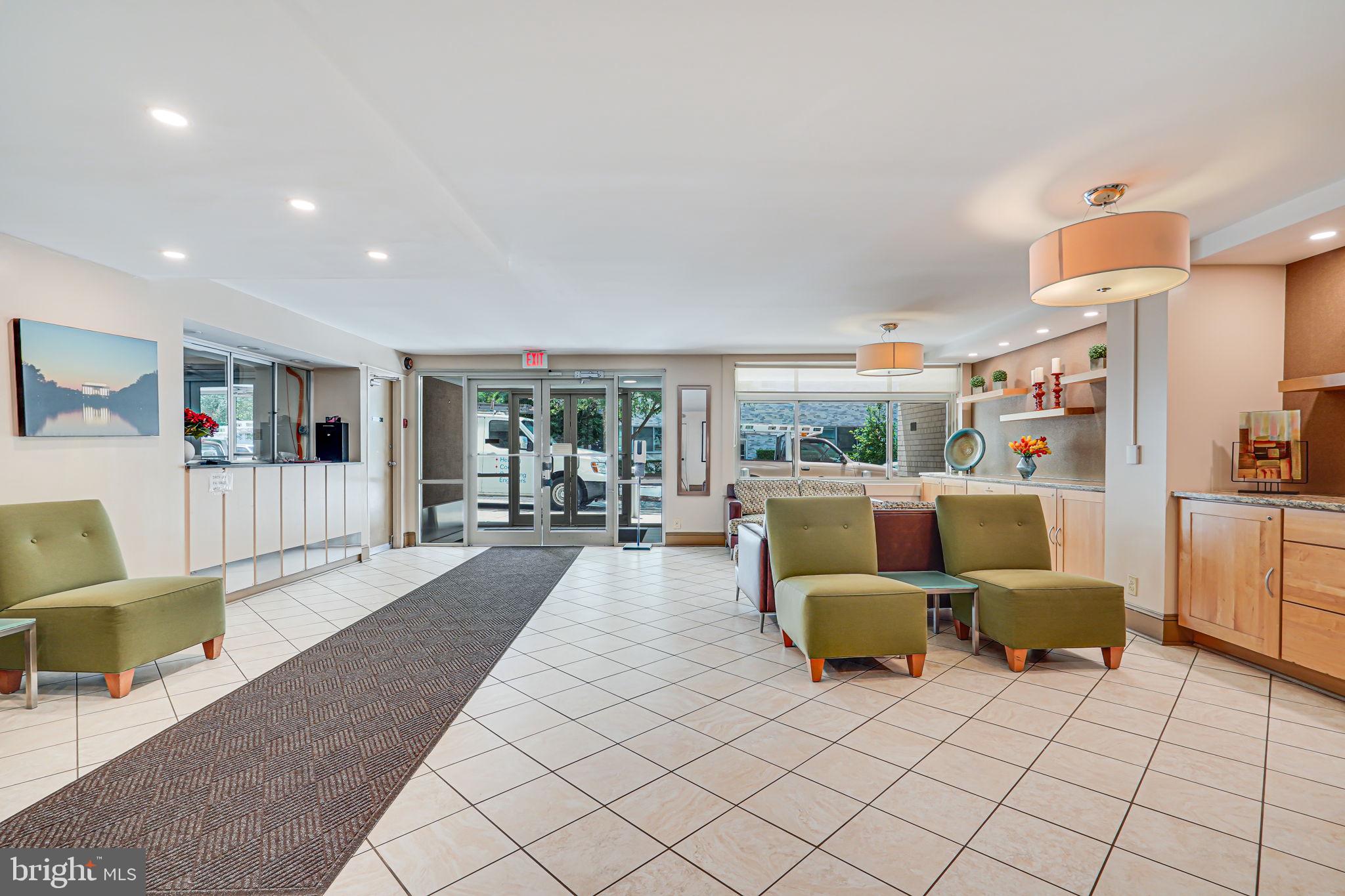 2401 H St NW #301