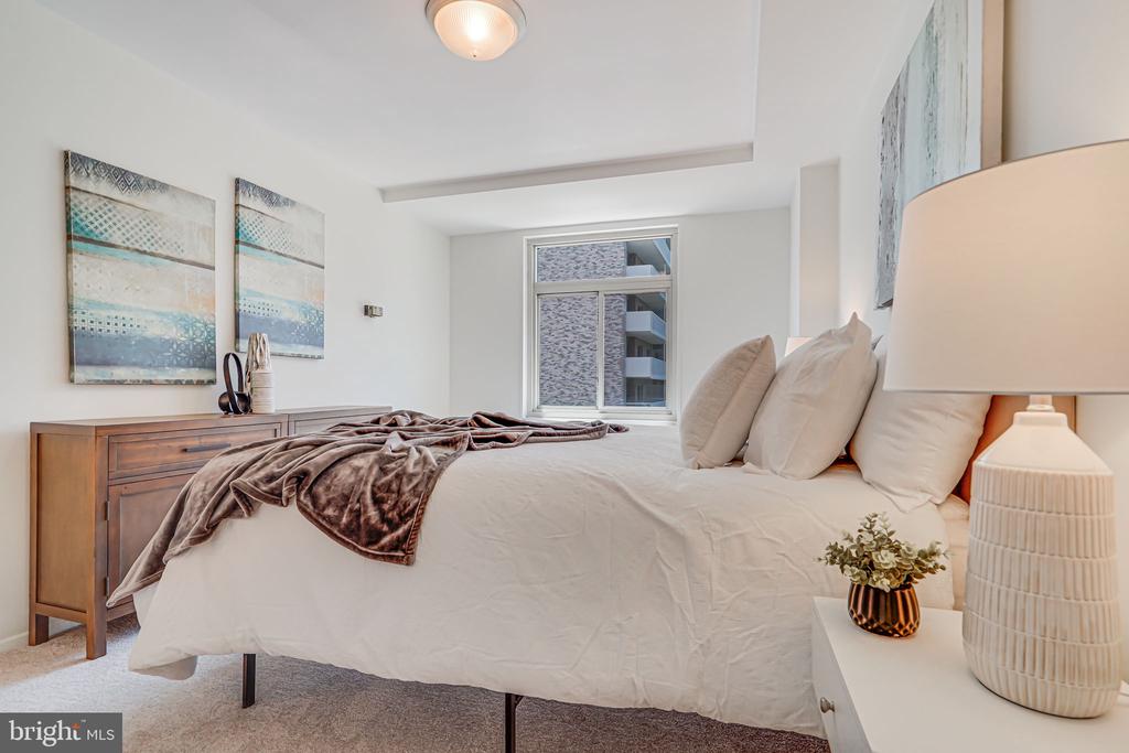 2401 H St NW #301