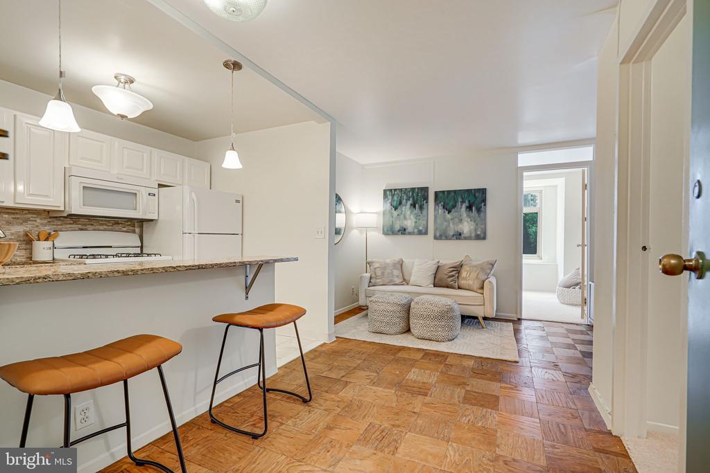 2401 H St NW #301